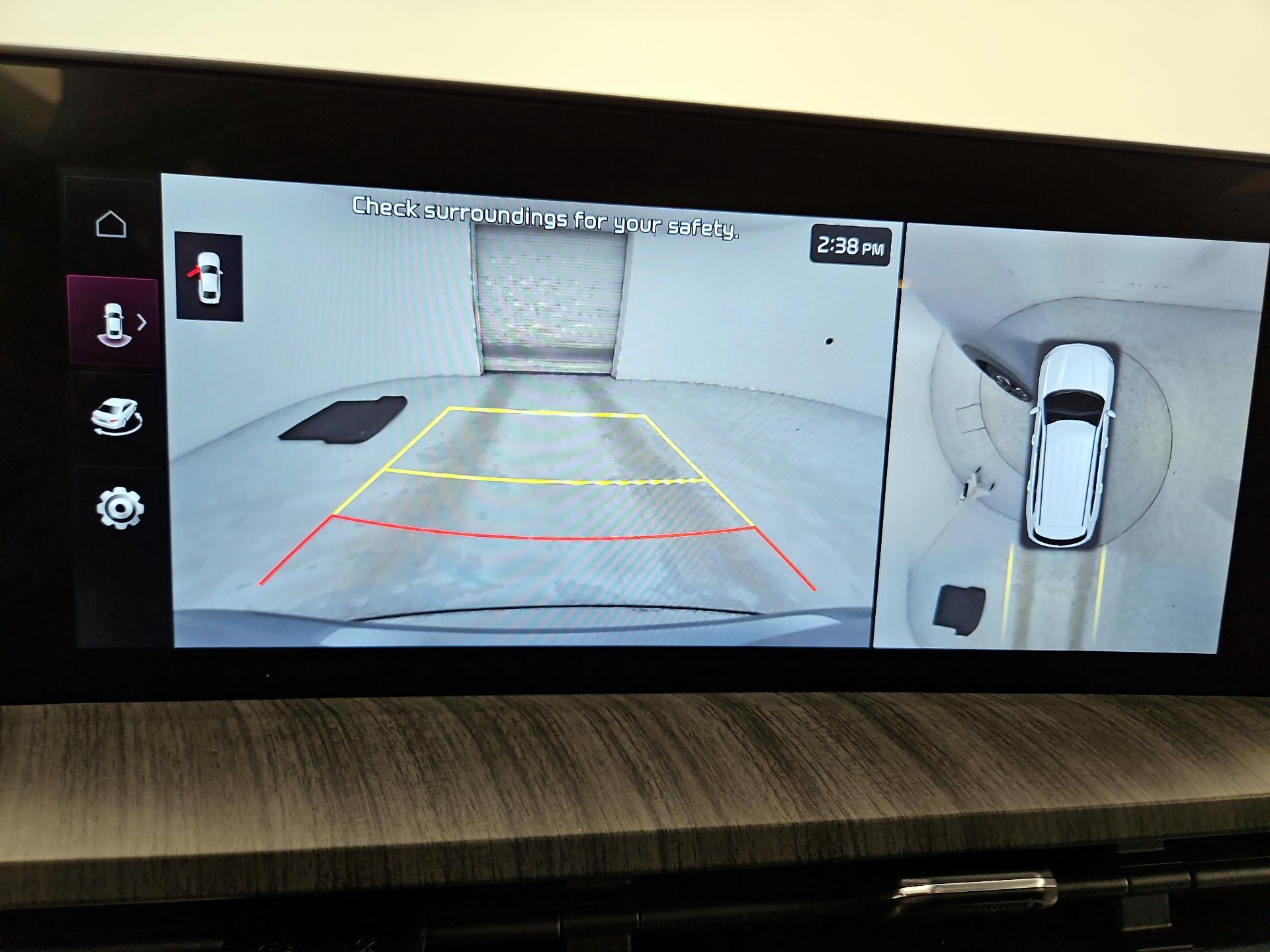 Thumbnail: 2023 Kia Telluride - 15