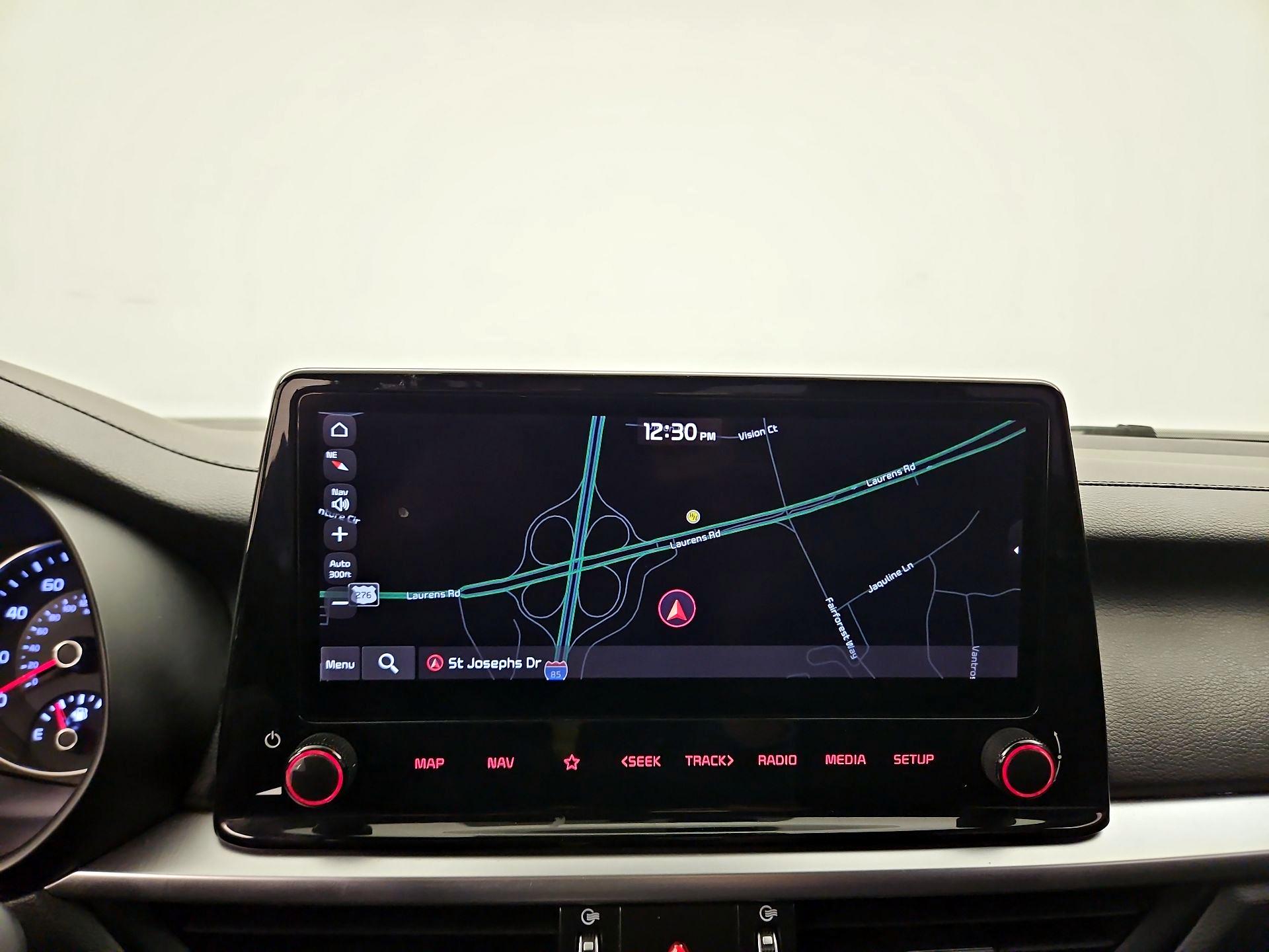 Thumbnail: 2022 Kia Forte - 14