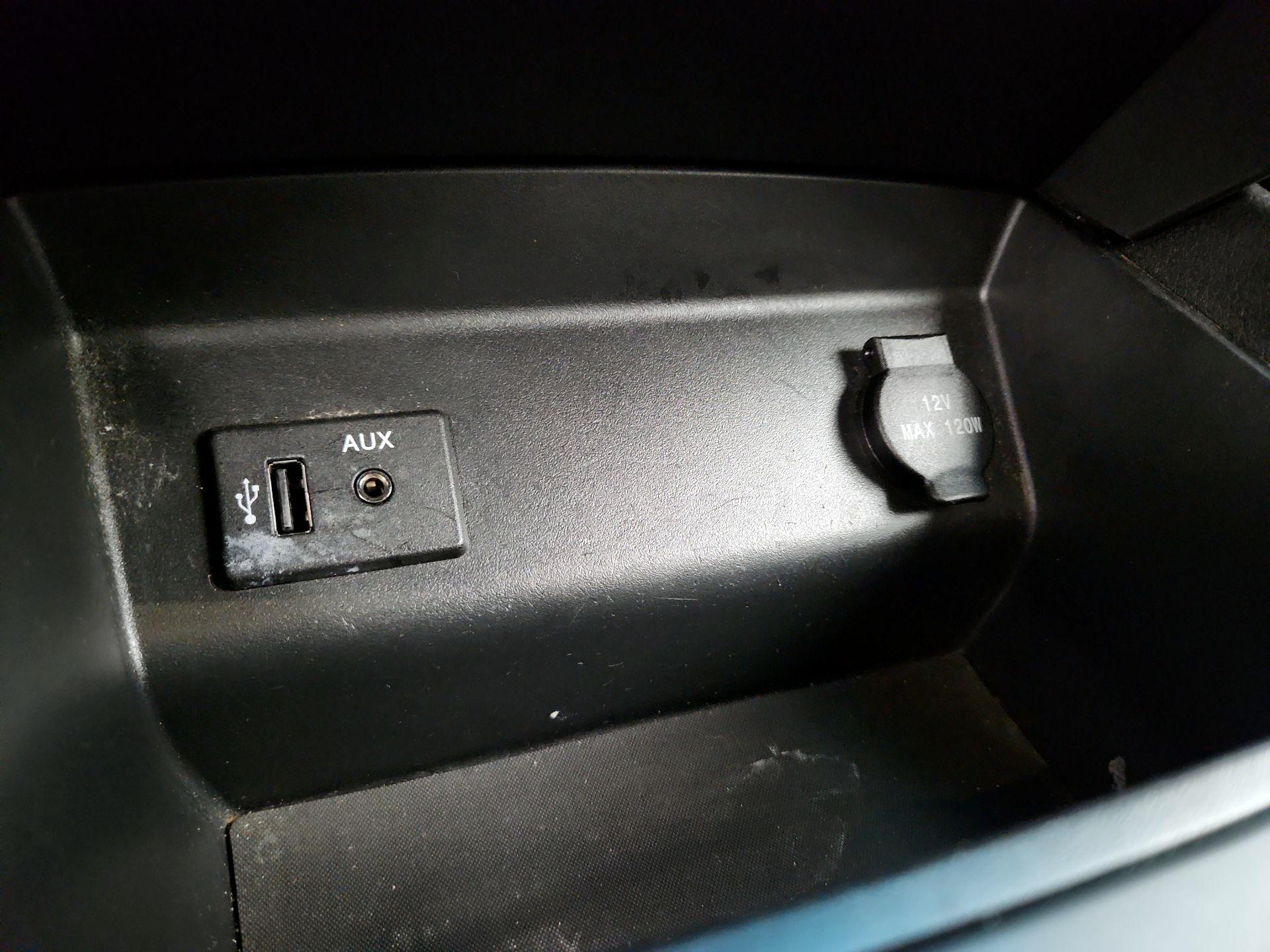 Thumbnail: 2016 Nissan Altima - 18