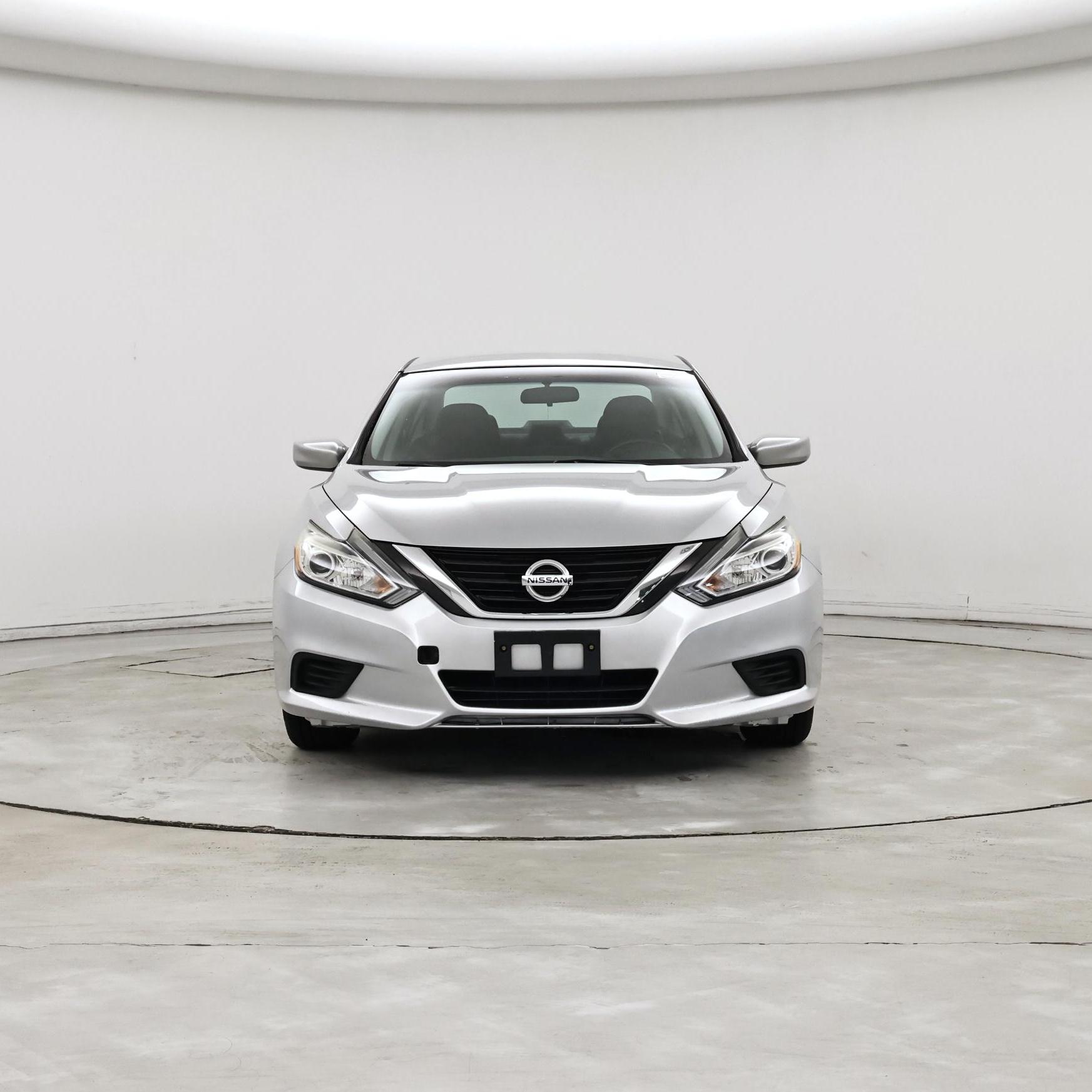 Thumbnail: 2016 Nissan Altima - 5
