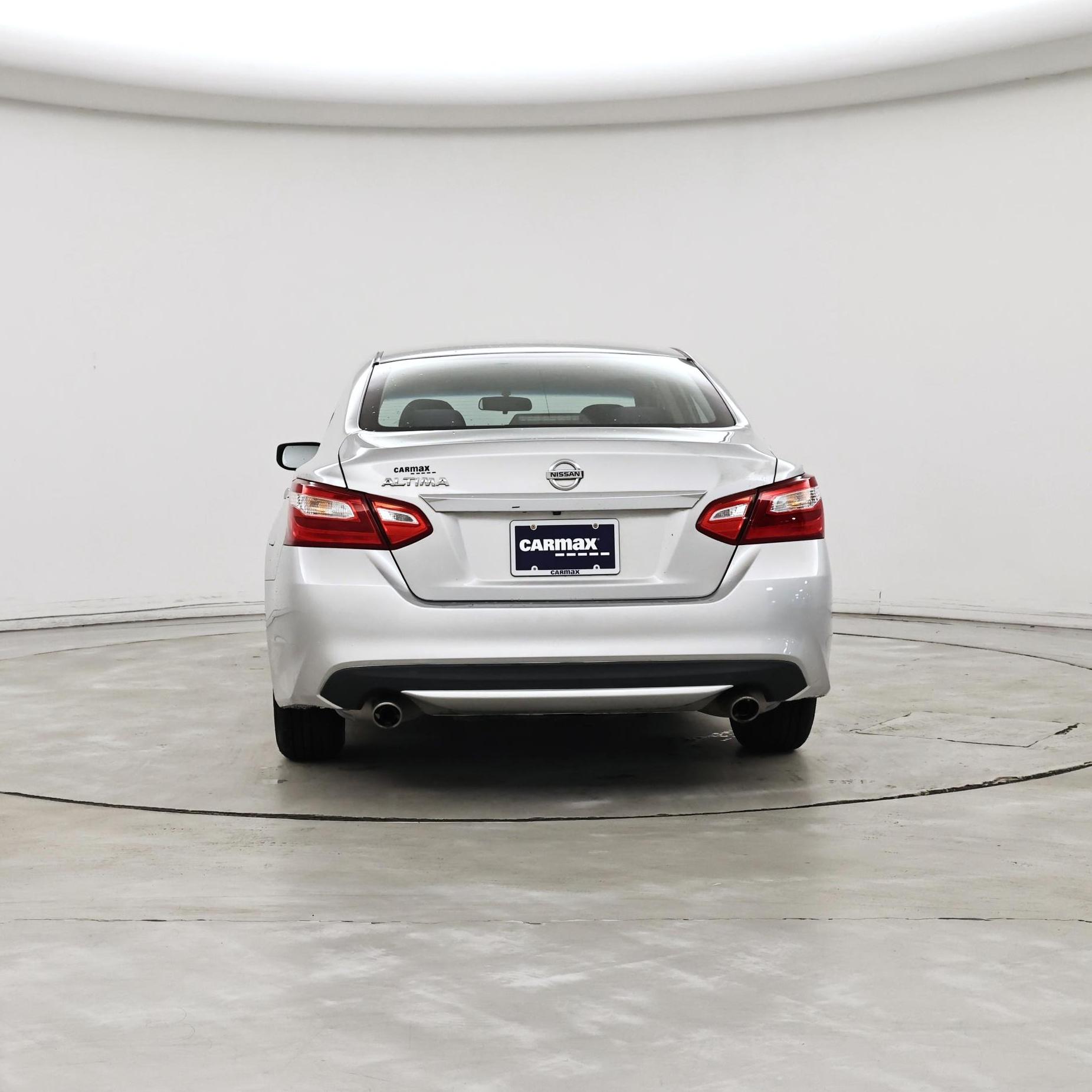 Thumbnail: 2016 Nissan Altima - 6