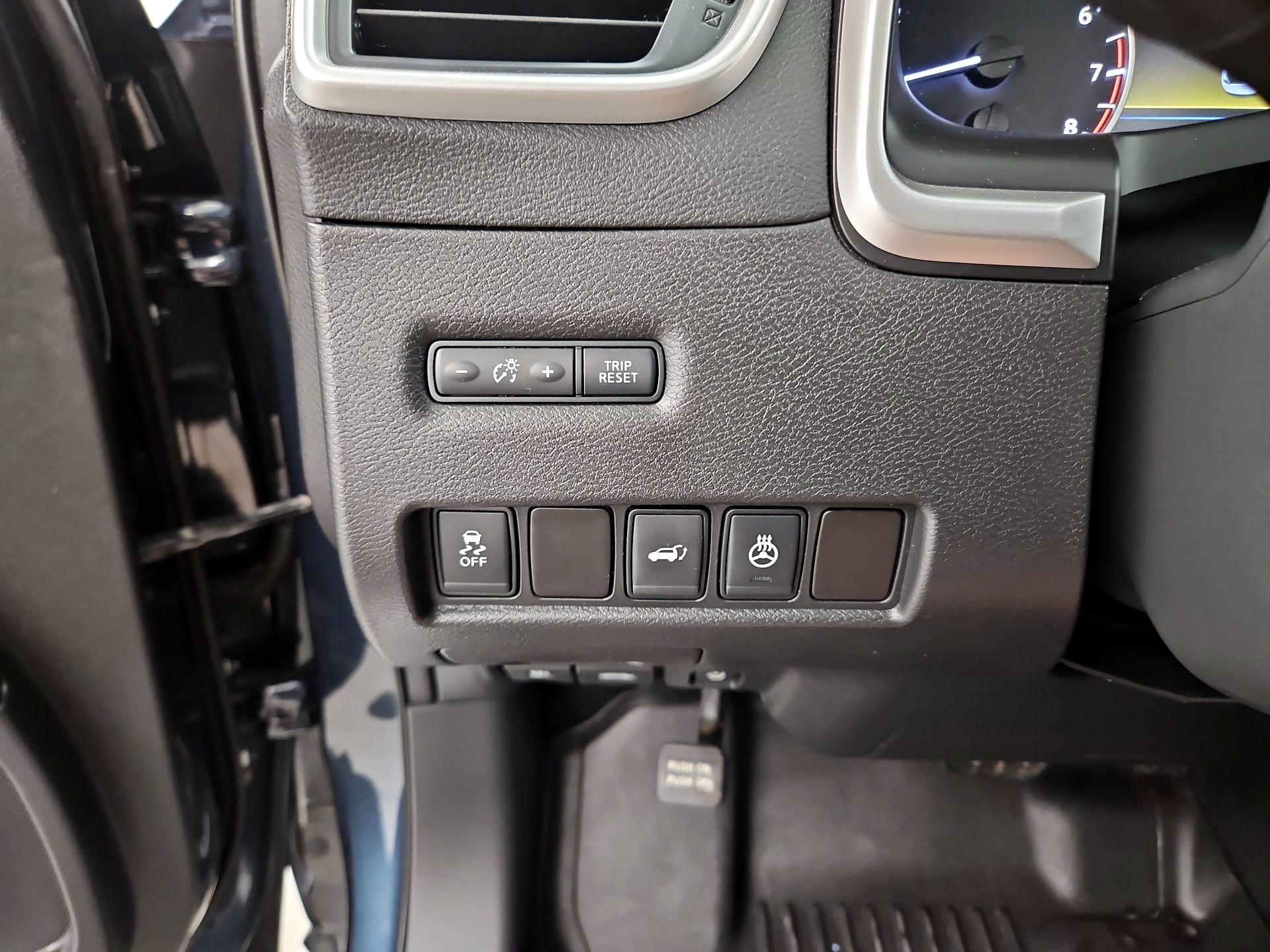 Thumbnail: 2015 Nissan Murano - 13