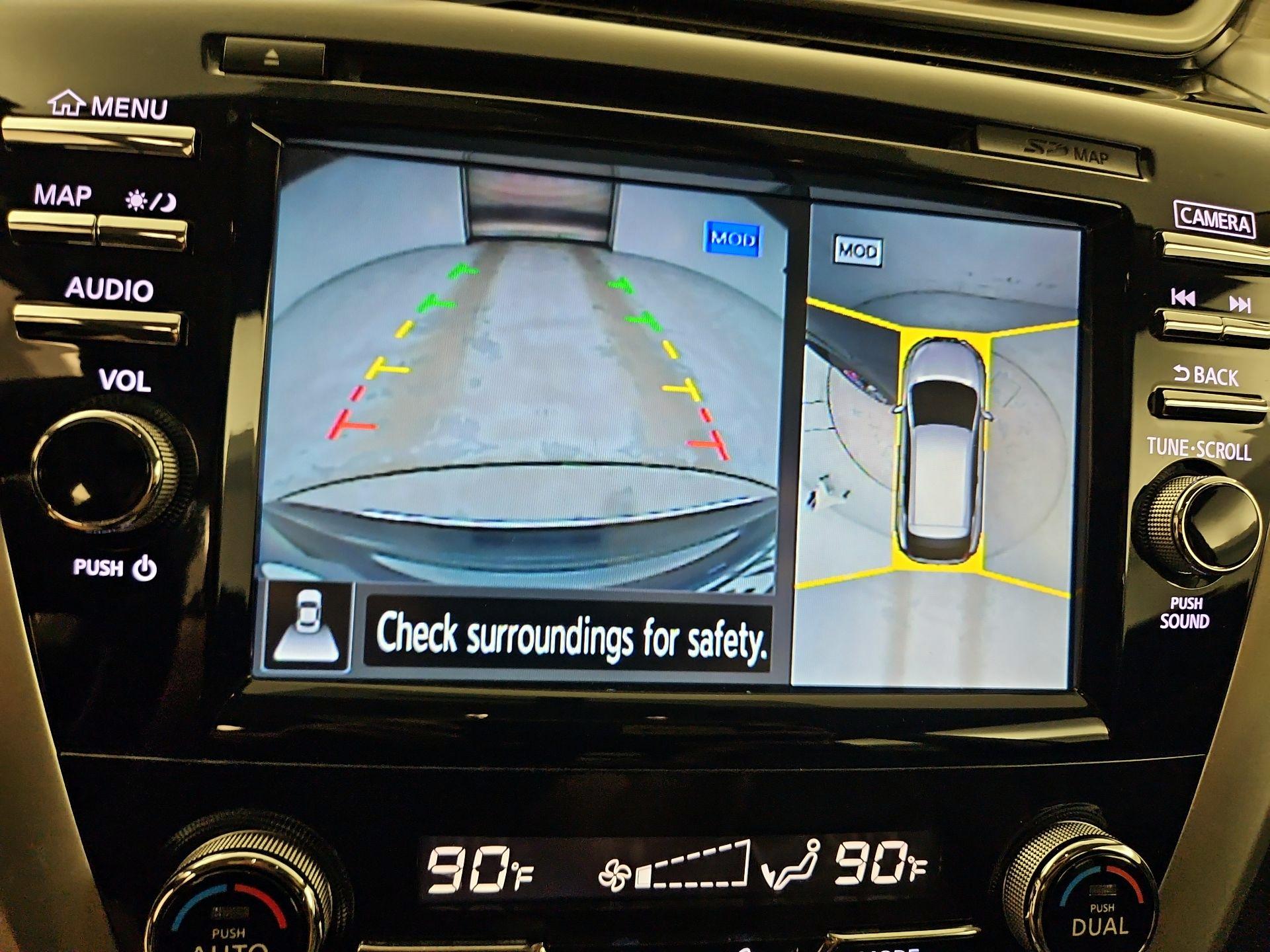 Thumbnail: 2015 Nissan Murano - 15