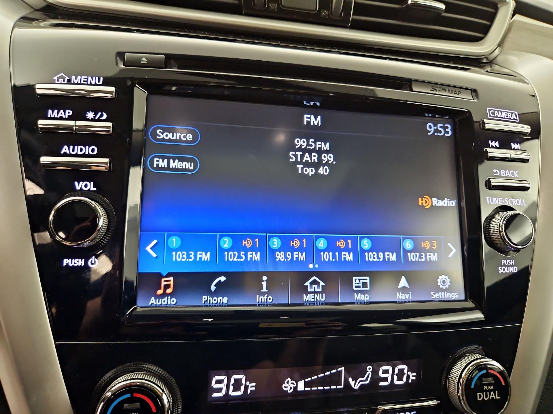 Thumbnail: 2015 Nissan Murano - 16