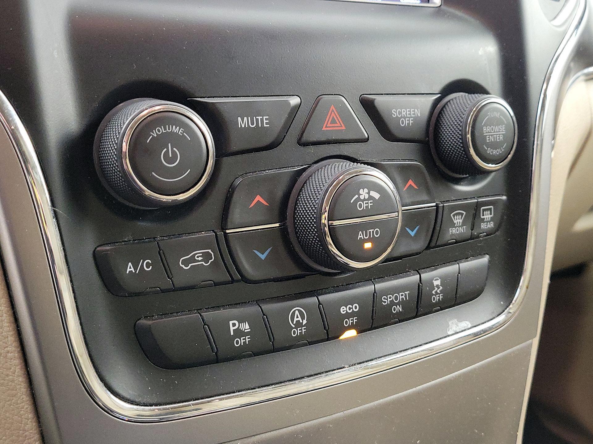 Thumbnail: 2018 Jeep Grand Cherokee - 16