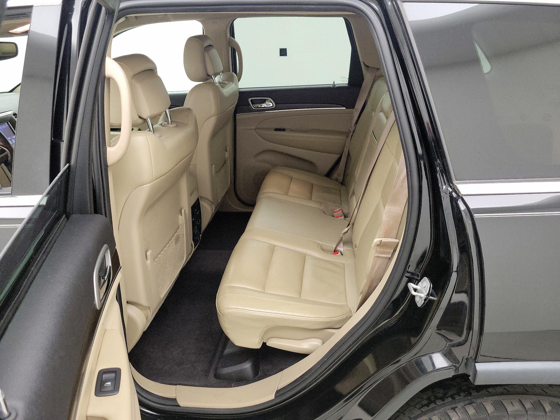 Thumbnail: 2018 Jeep Grand Cherokee - 19