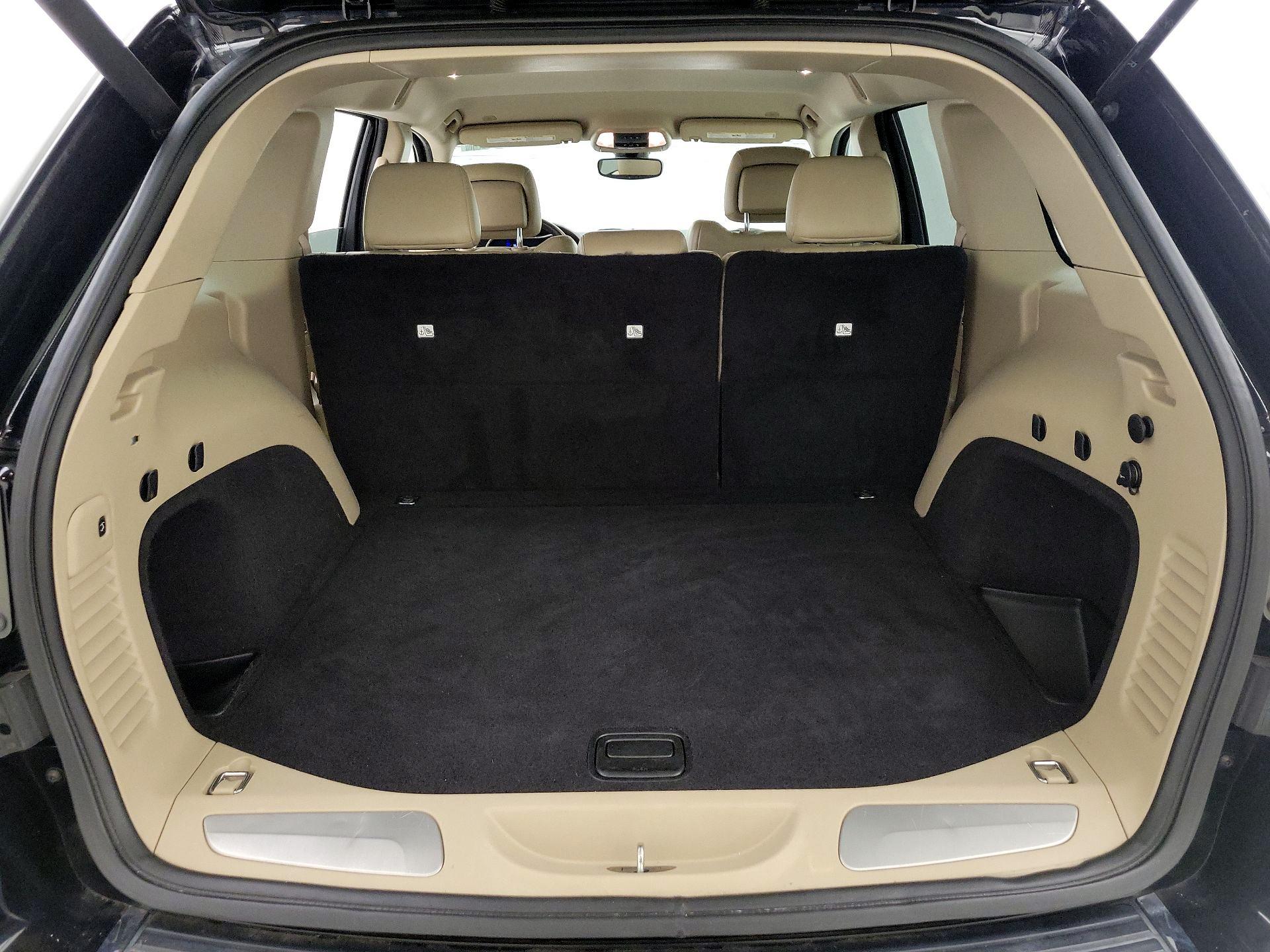 Thumbnail: 2018 Jeep Grand Cherokee - 20