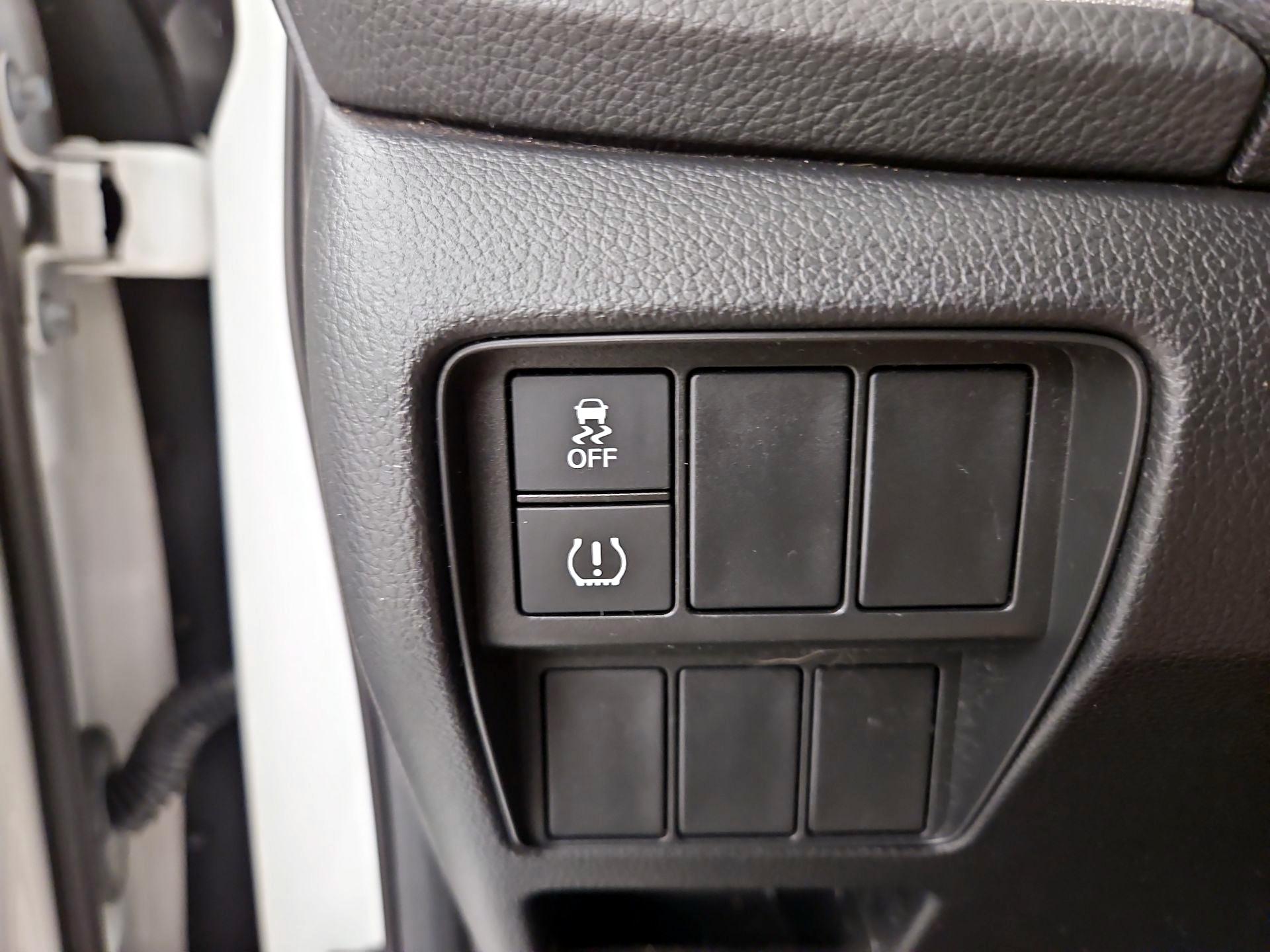 Thumbnail: 2017 Honda CR-V - 13