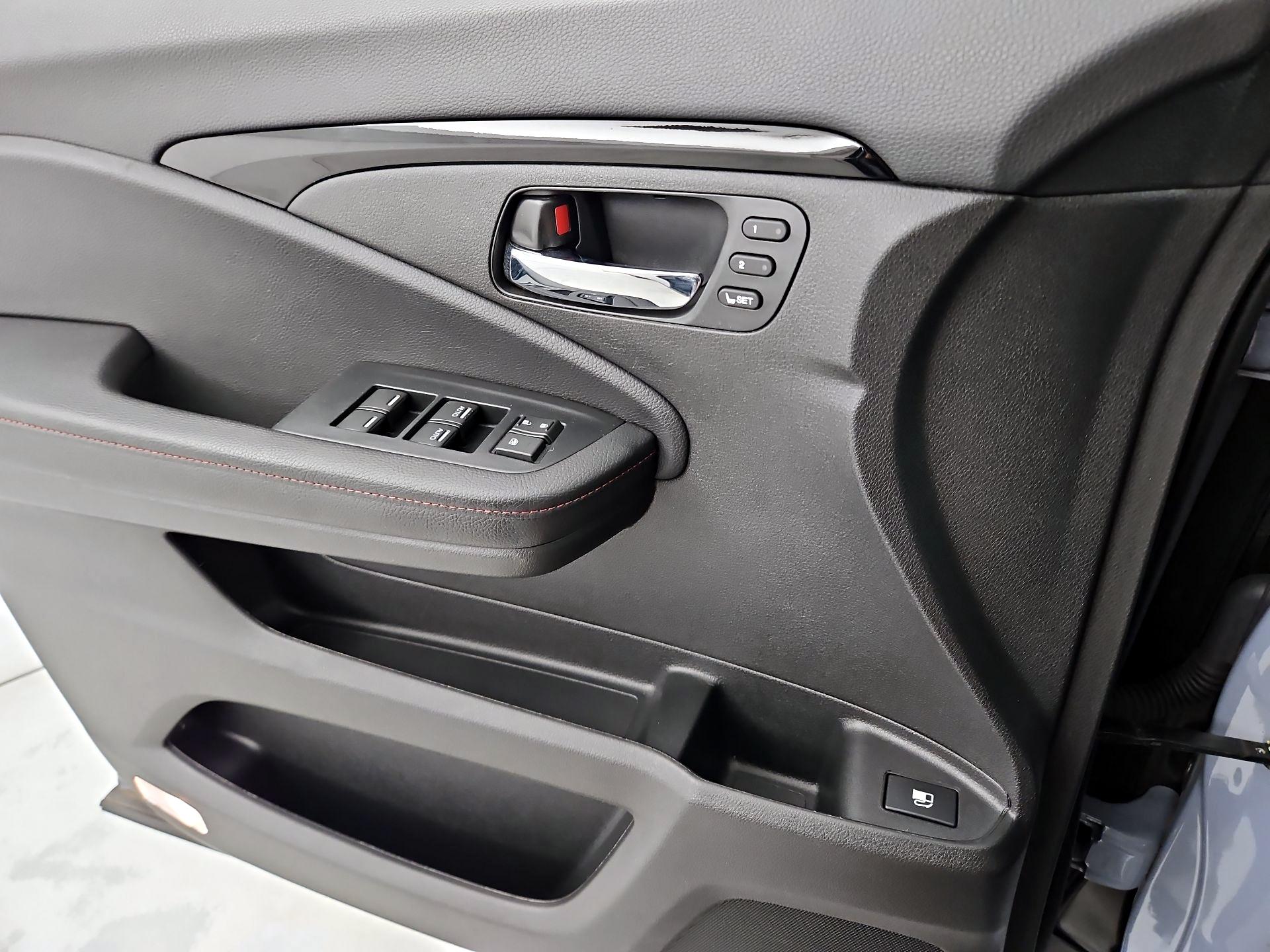 Thumbnail: 2023 Honda Ridgeline - 12