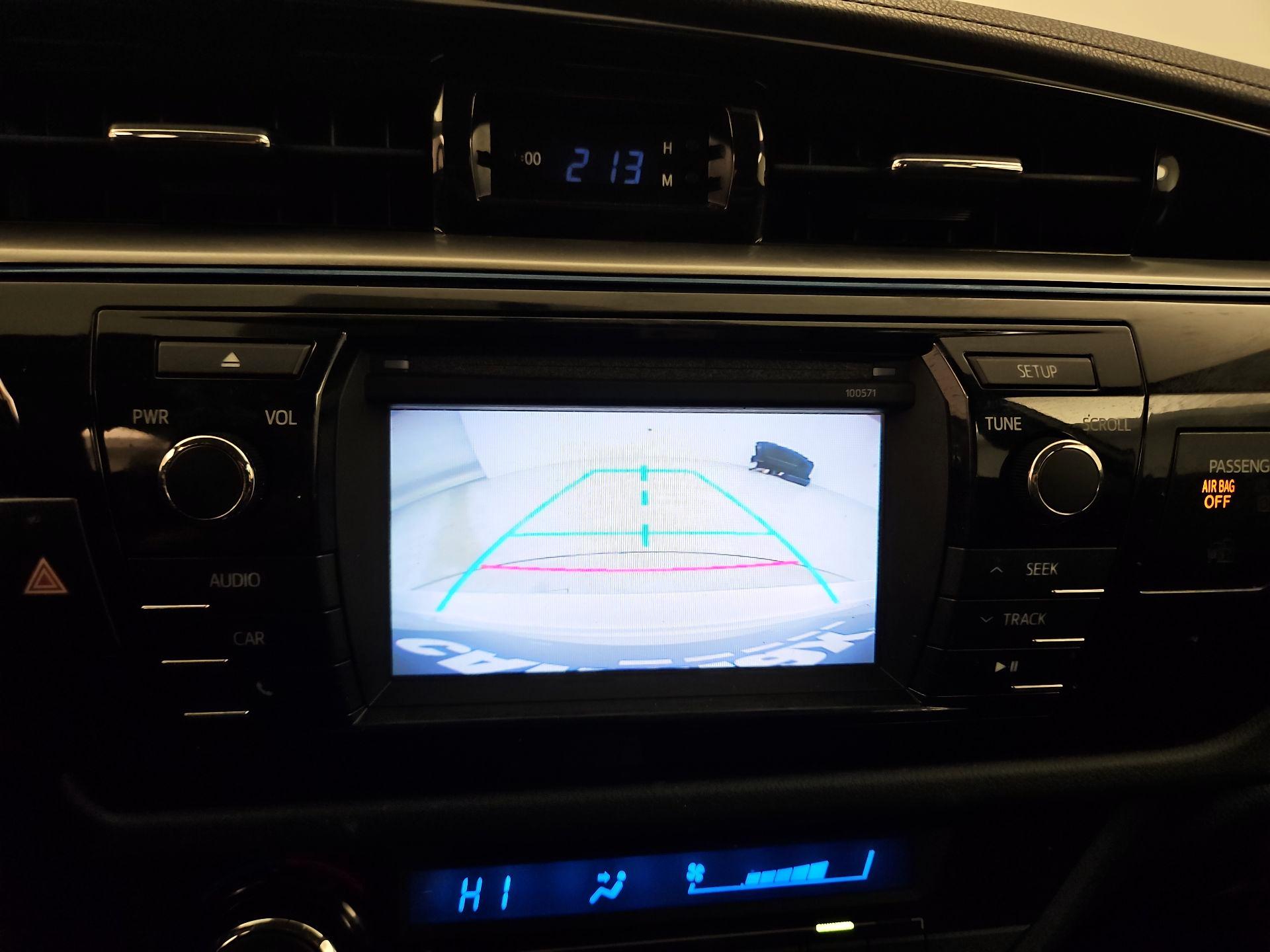 Thumbnail: 2016 Toyota Corolla - 14