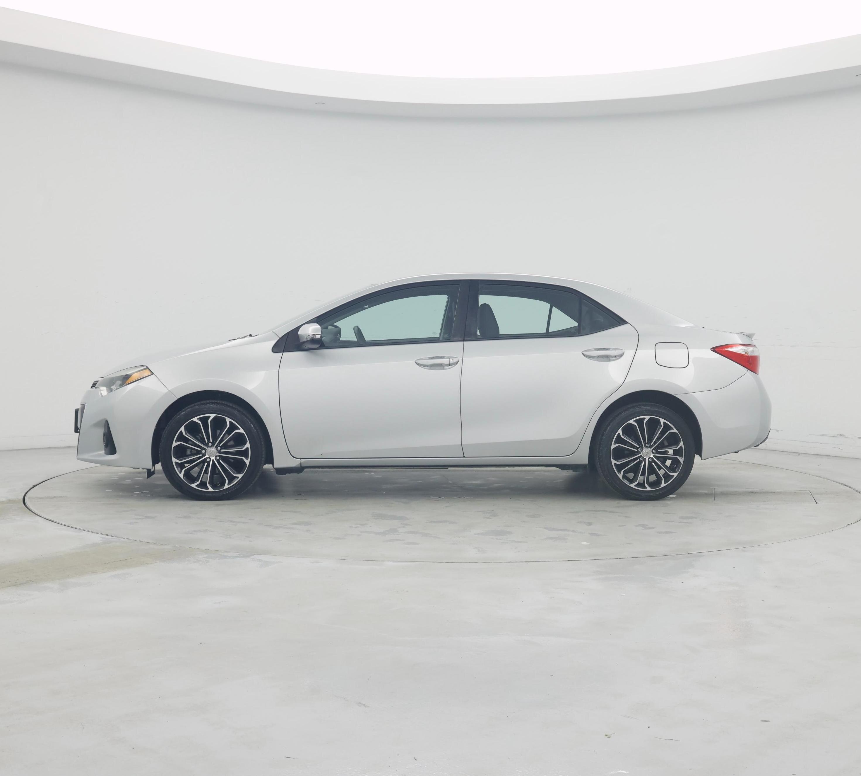 Thumbnail: 2016 Toyota Corolla - 3