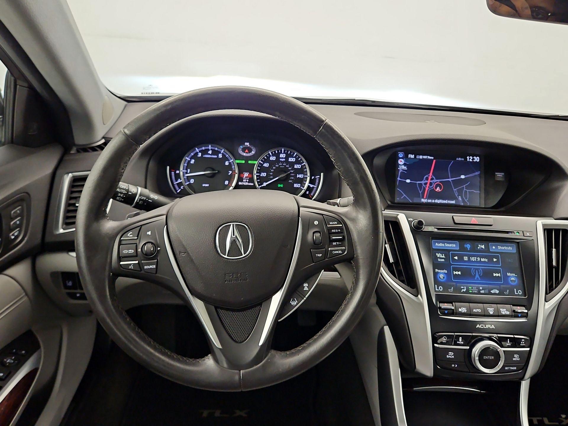 Thumbnail: 2015 Acura TLX - 10