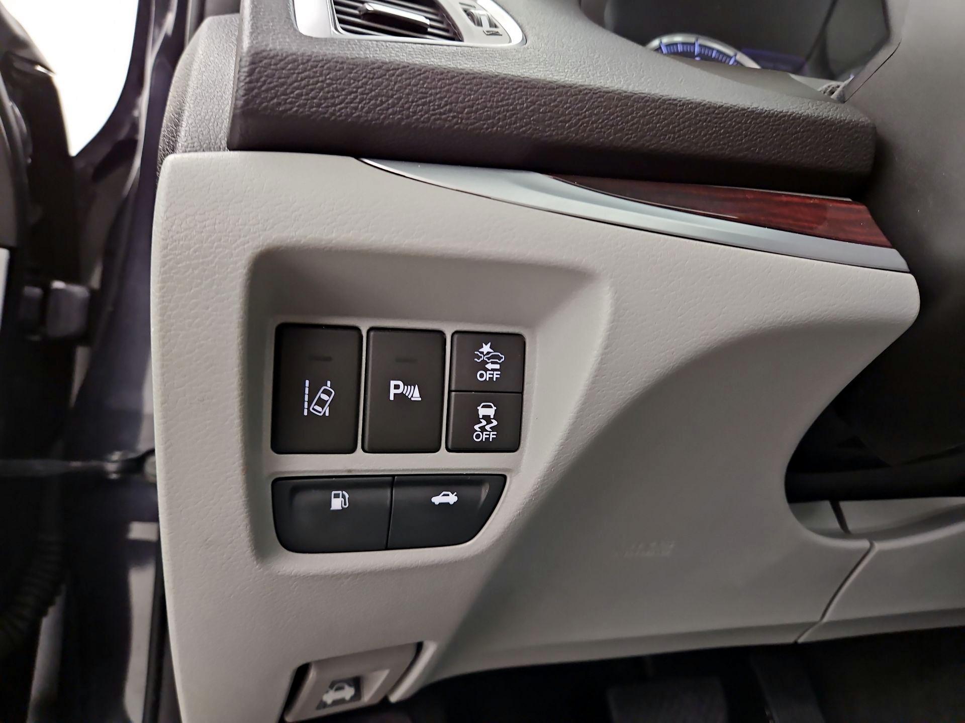 Thumbnail: 2015 Acura TLX - 13