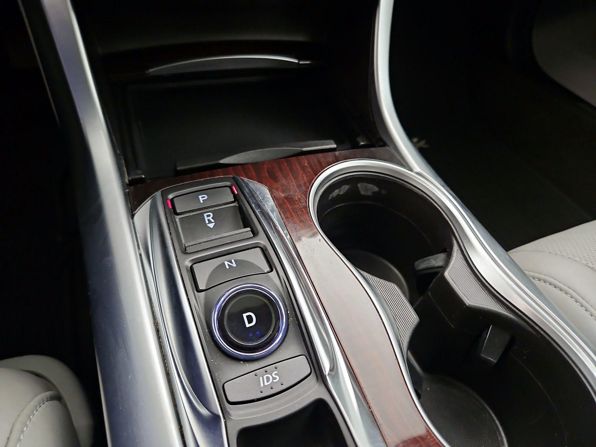 Thumbnail: 2015 Acura TLX - 18