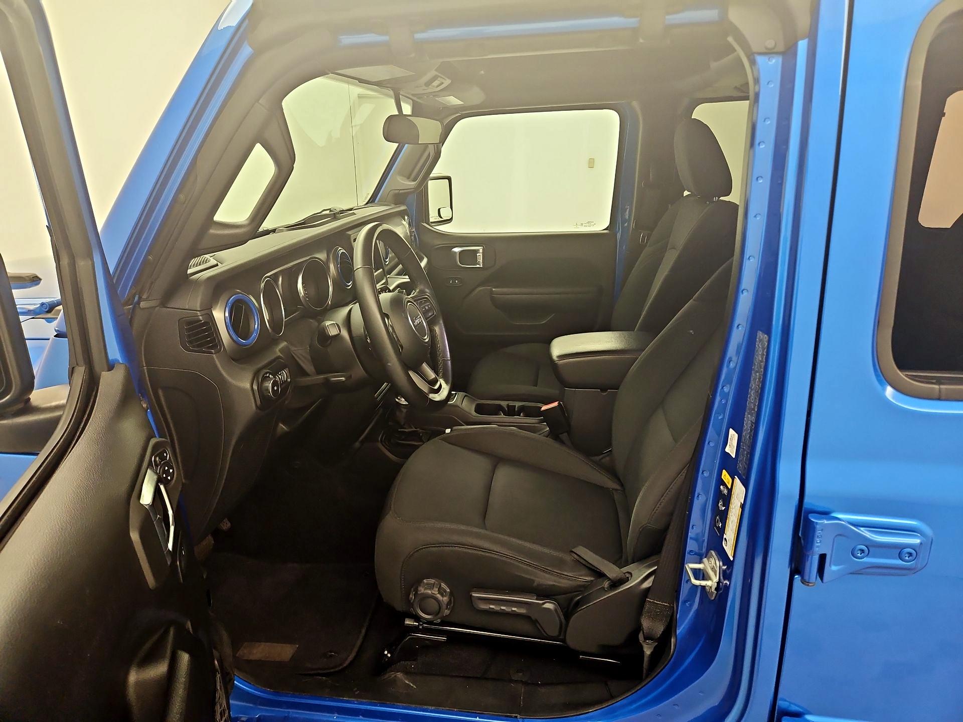 Thumbnail: 2021 Jeep Wrangler - 11