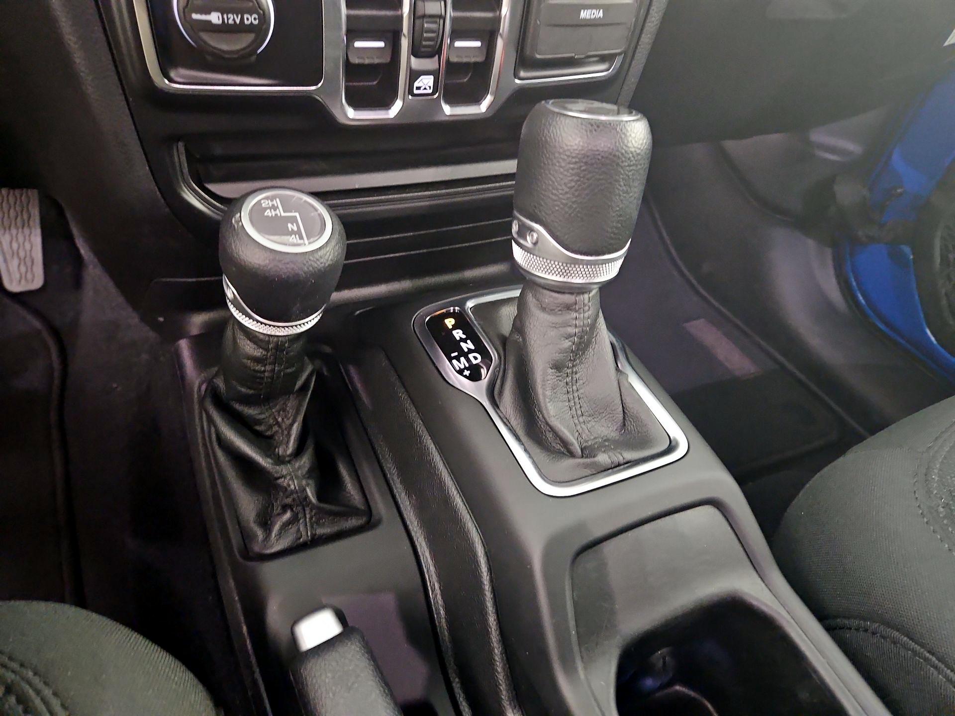 Thumbnail: 2021 Jeep Wrangler - 17