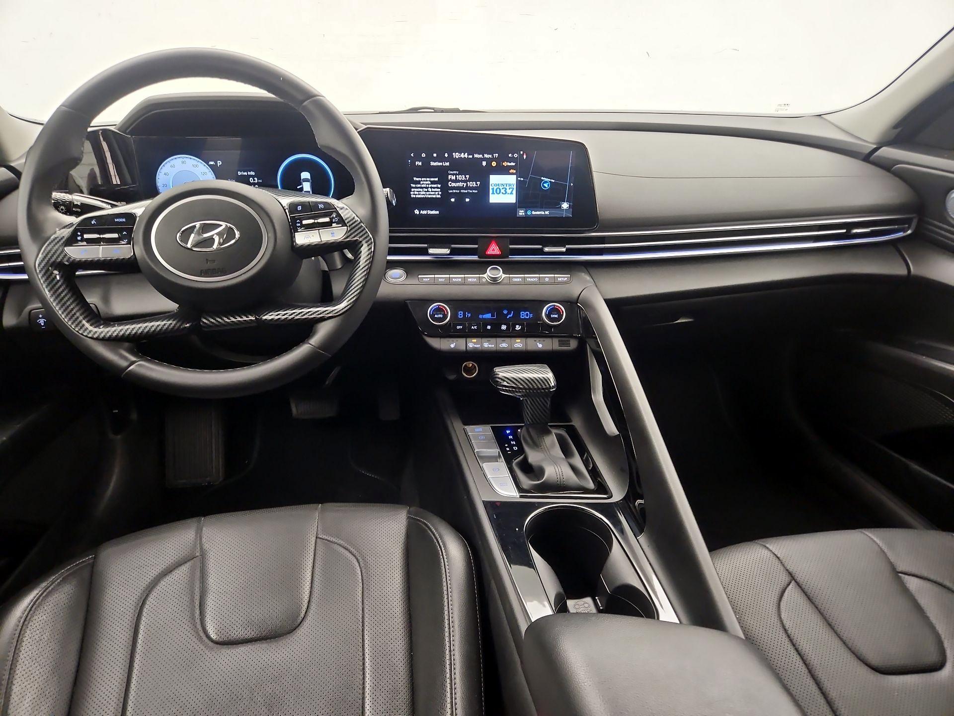 Thumbnail: 2023 Hyundai Elantra - 9