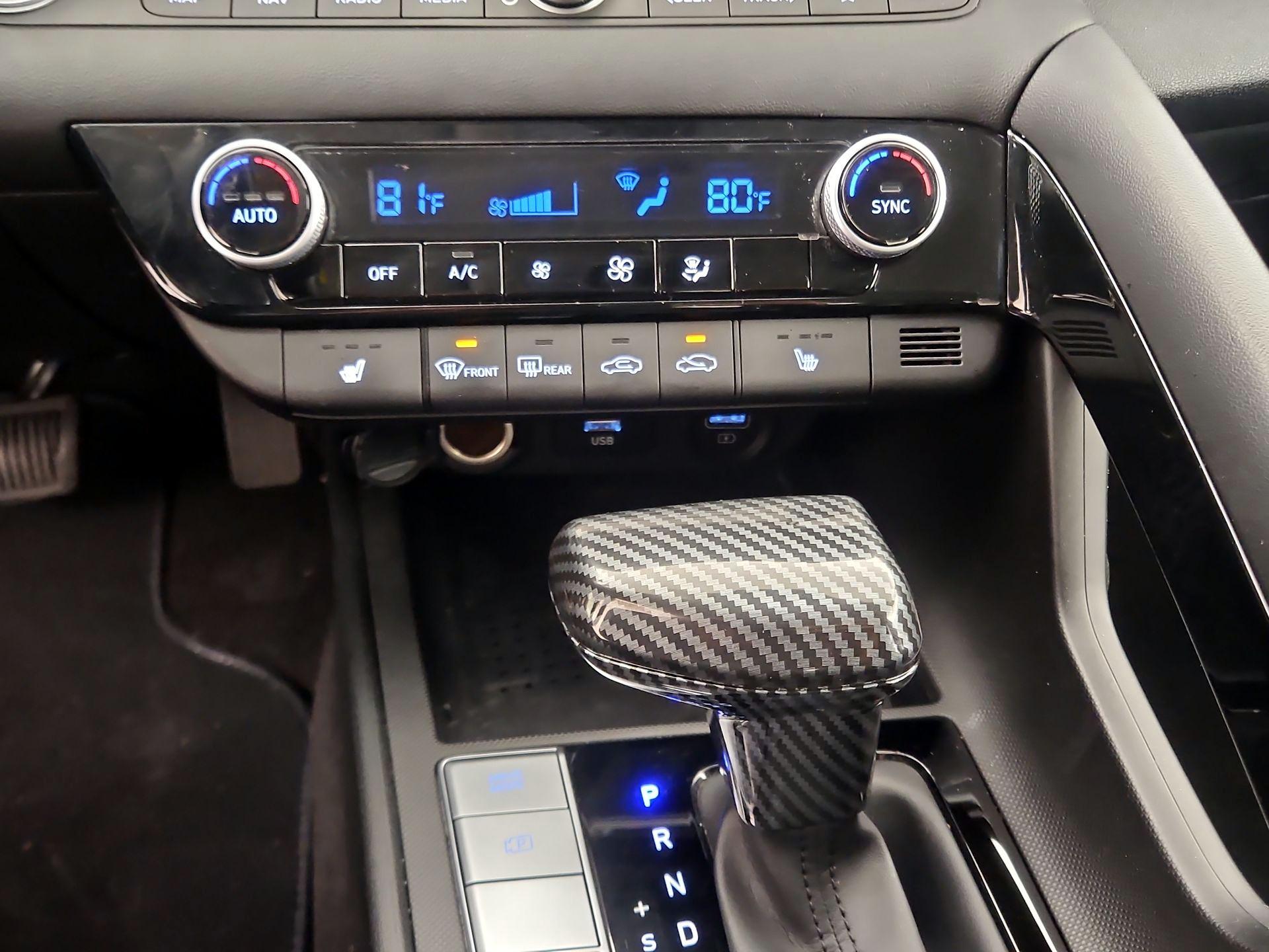 Thumbnail: 2023 Hyundai Elantra - 16