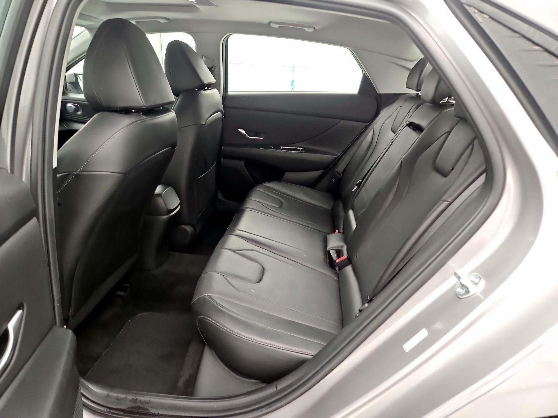 Thumbnail: 2023 Hyundai Elantra - 19