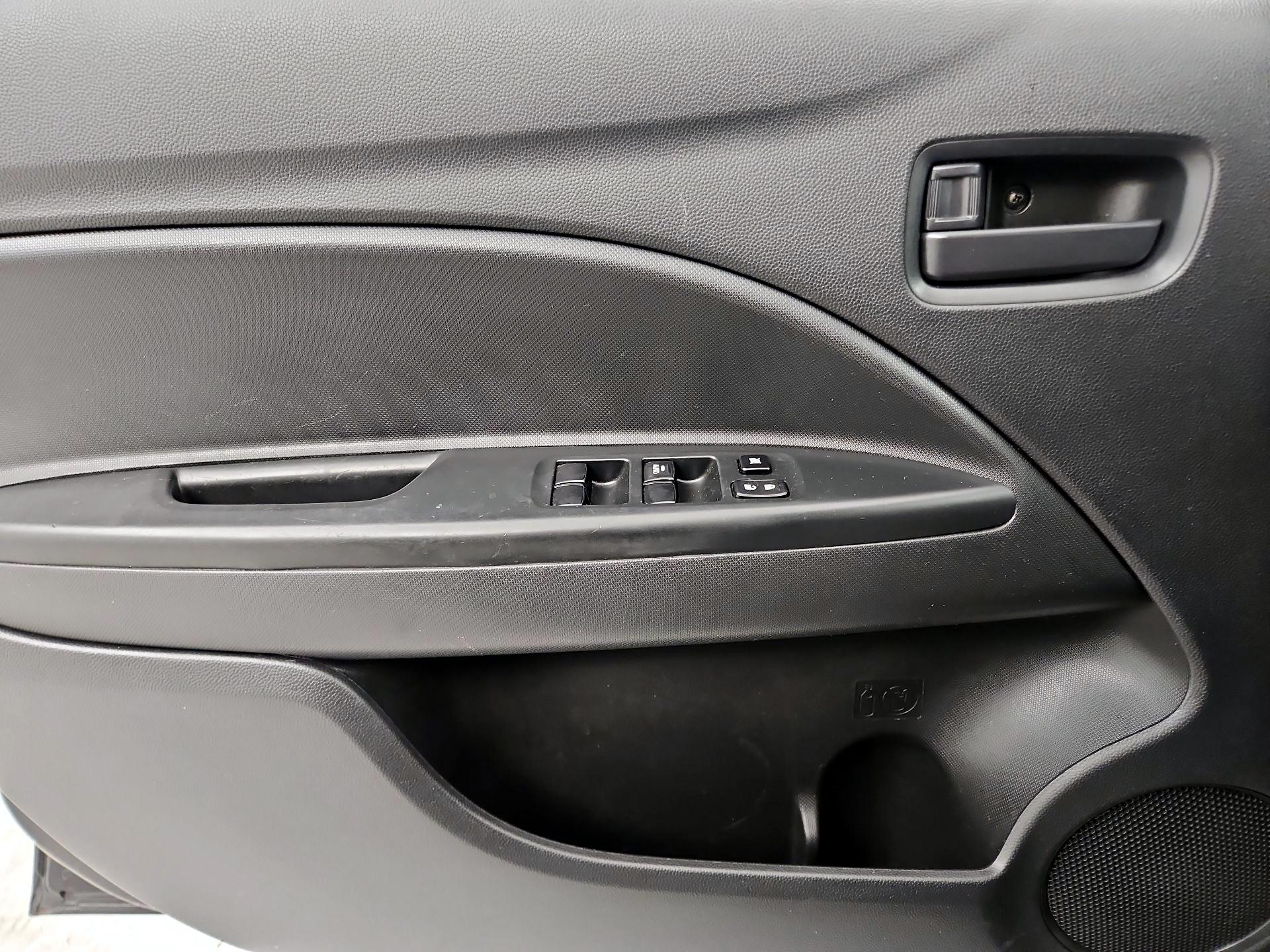 Thumbnail: 2024 Mitsubishi Mirage - 12