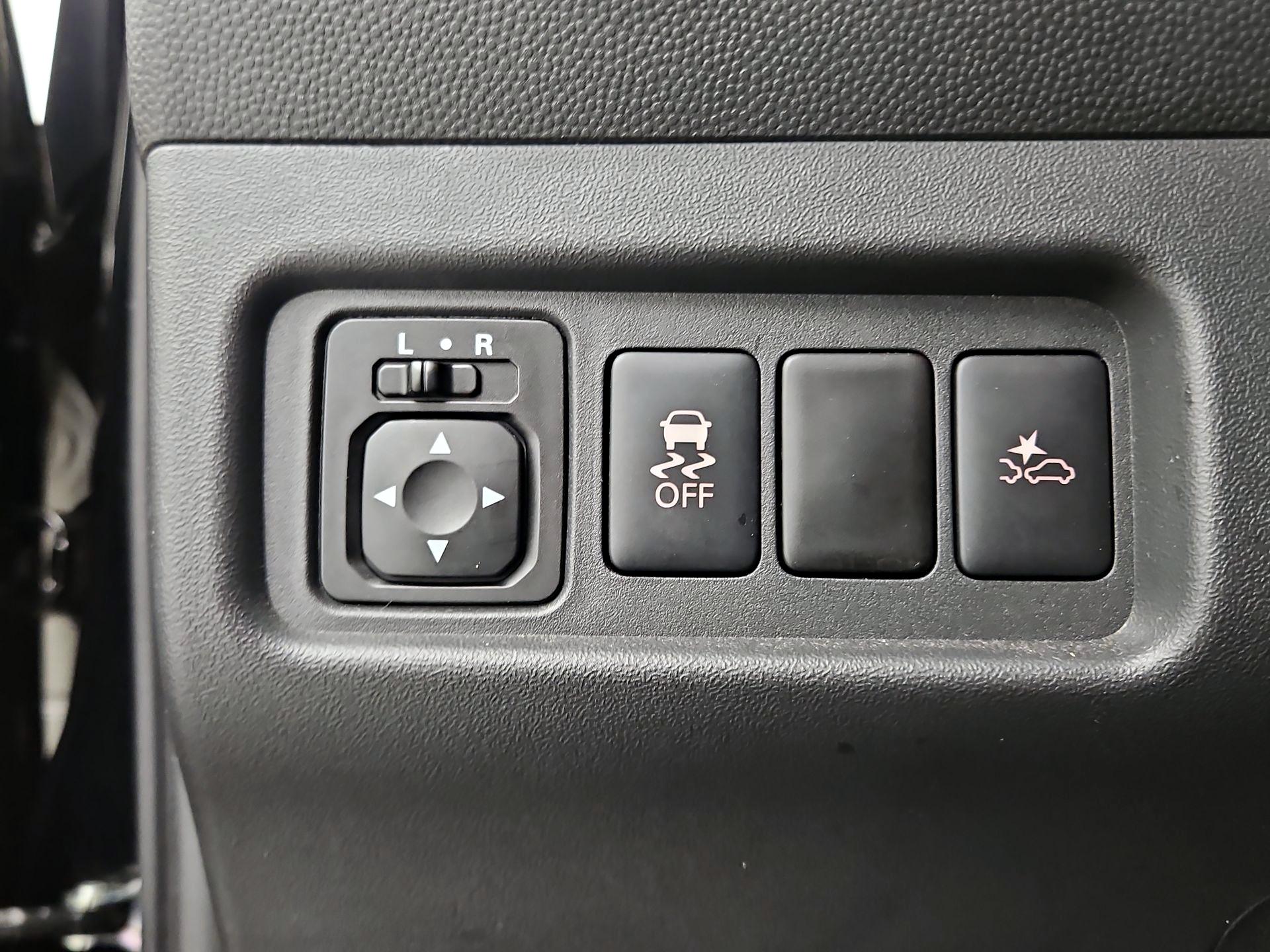 Thumbnail: 2024 Mitsubishi Mirage - 13