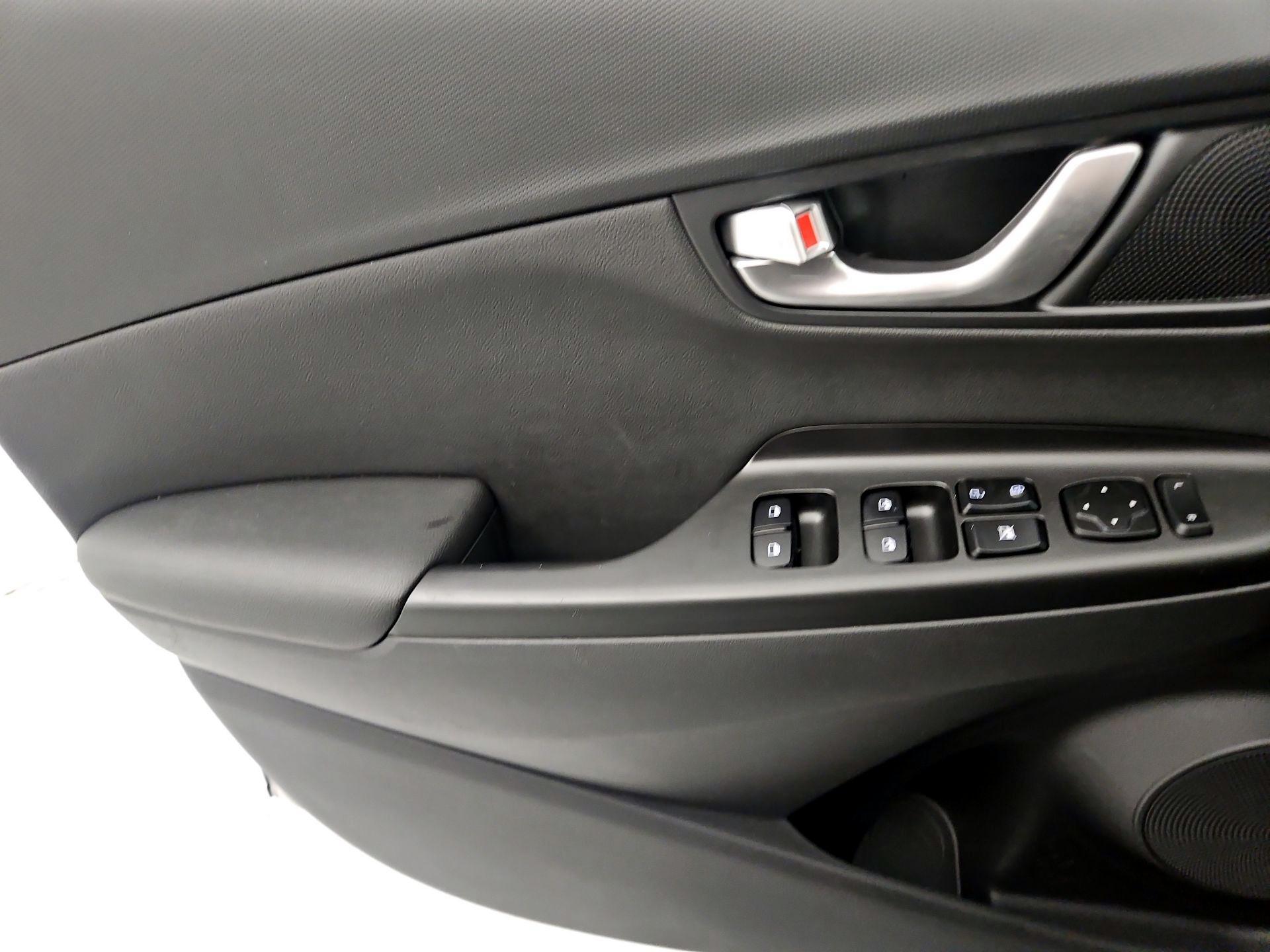 Thumbnail: 2022 Hyundai Kona - 12