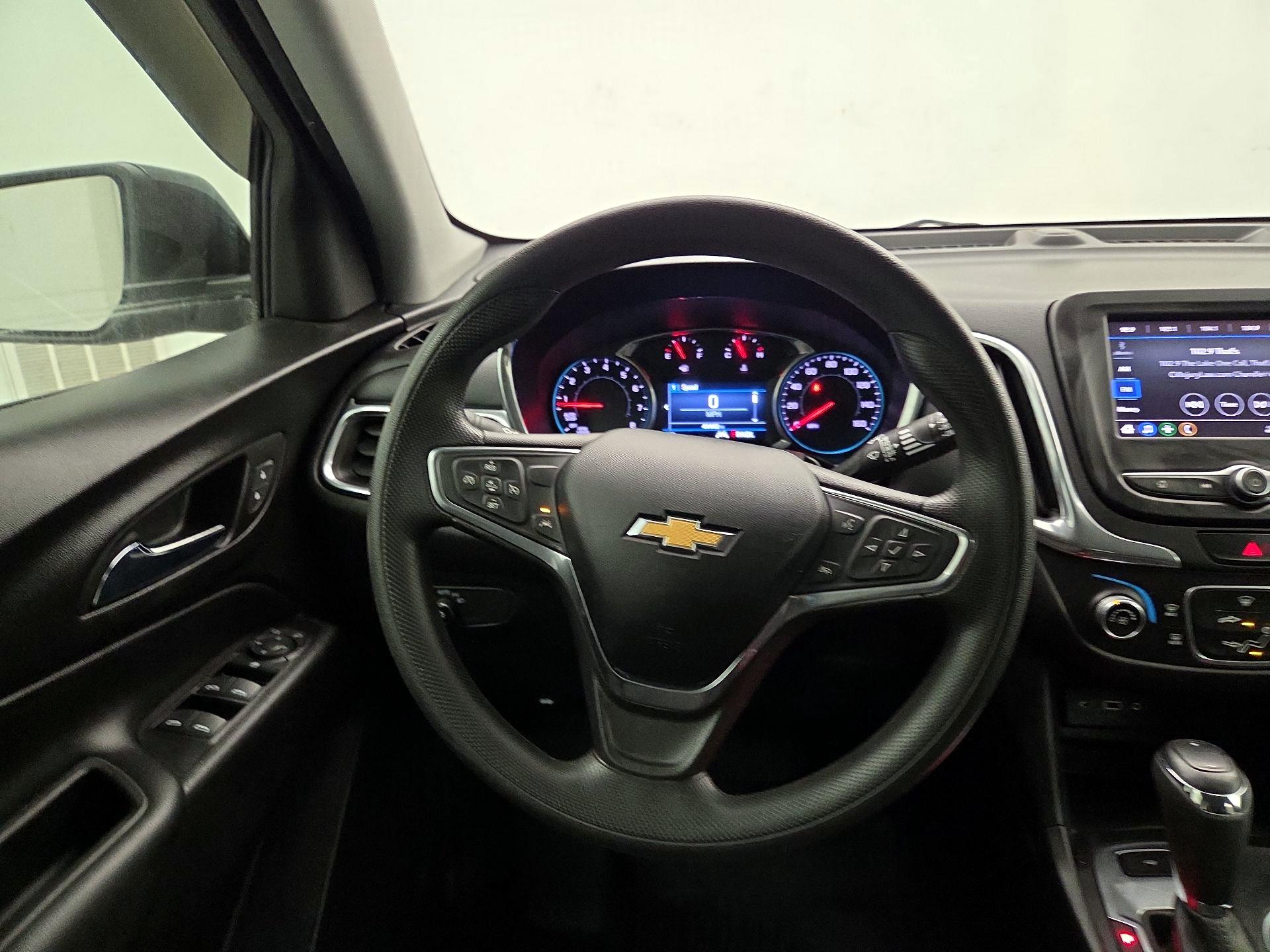 Thumbnail: 2020 Chevrolet Equinox - 10