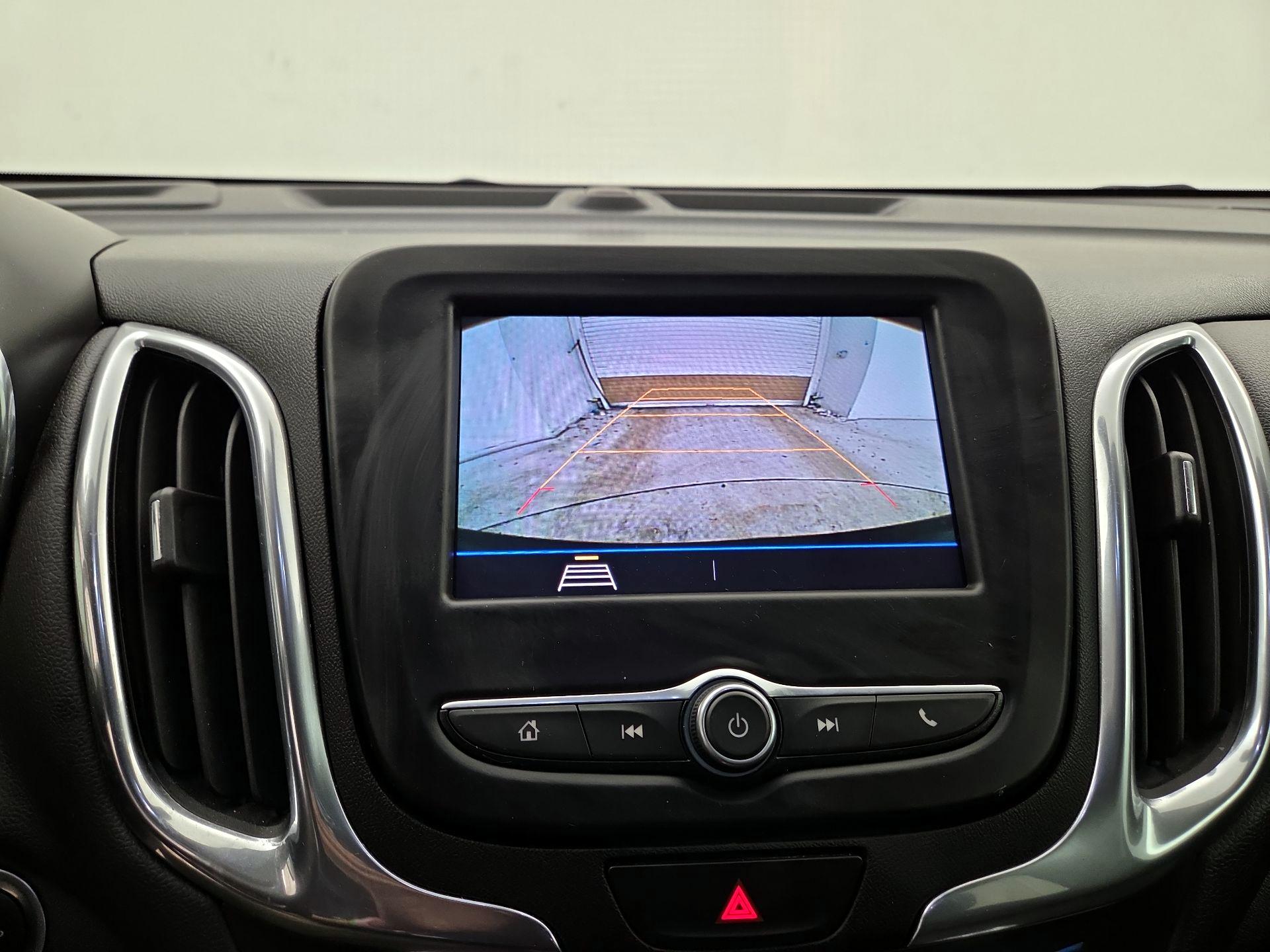 Thumbnail: 2020 Chevrolet Equinox - 14