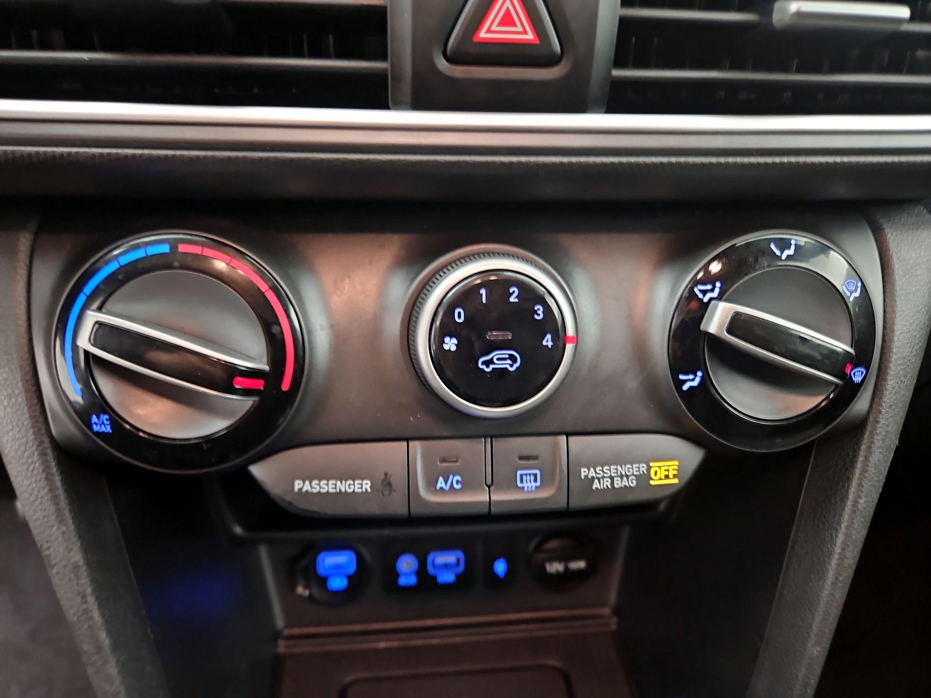 Thumbnail: 2020 Hyundai Kona - 16