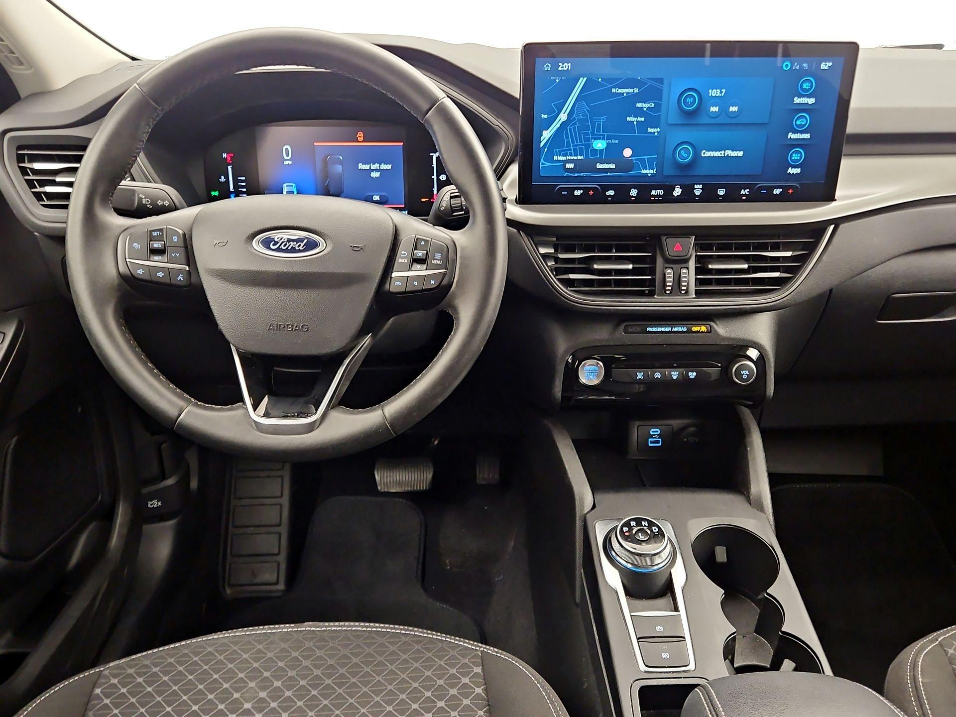 Thumbnail: 2023 Ford Escape - 10