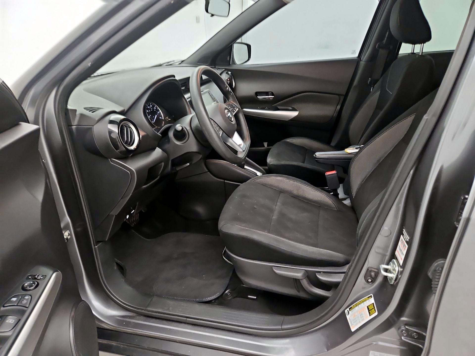 Thumbnail: 2020 Nissan Kicks - 11