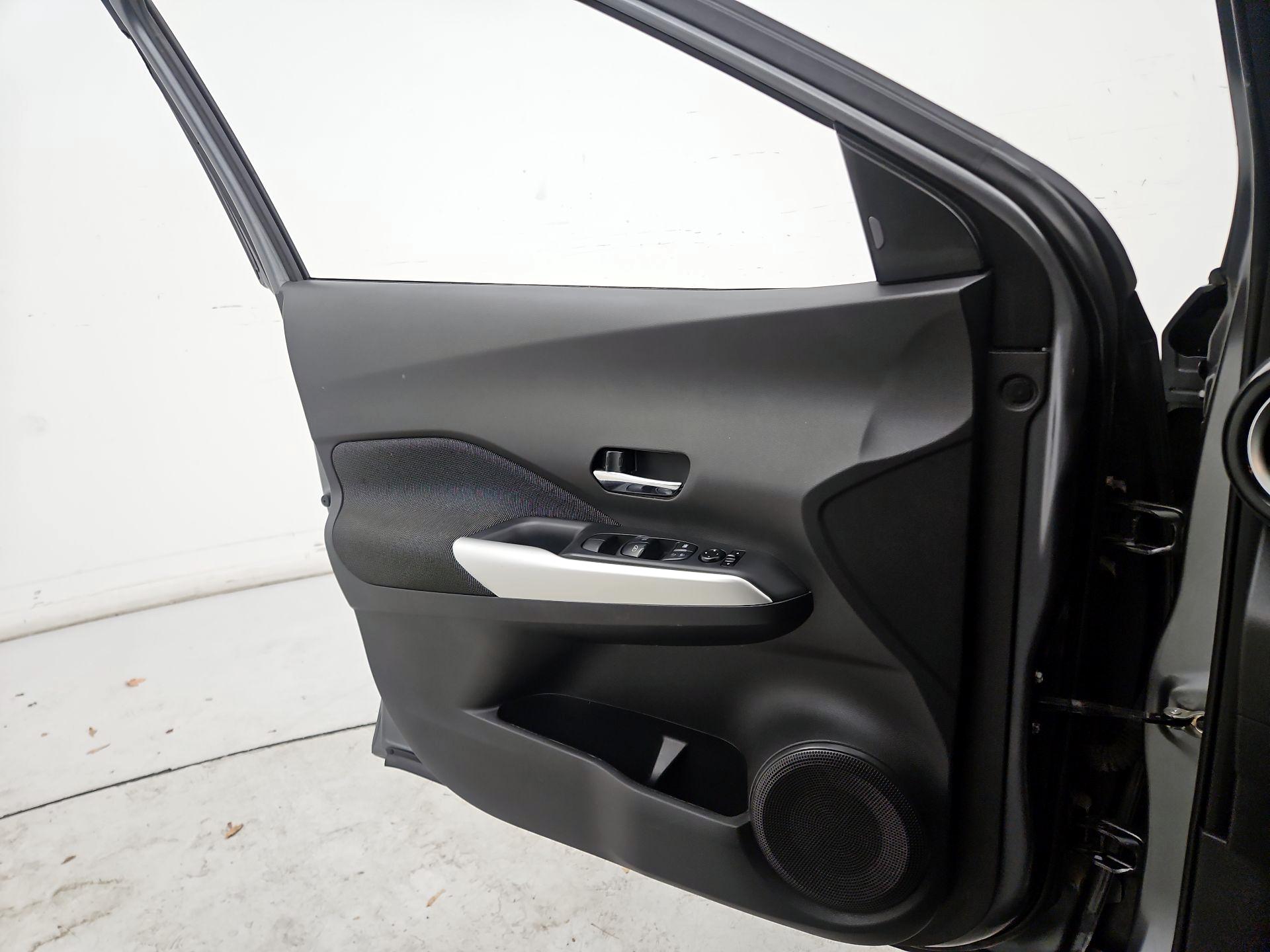 Thumbnail: 2020 Nissan Kicks - 12