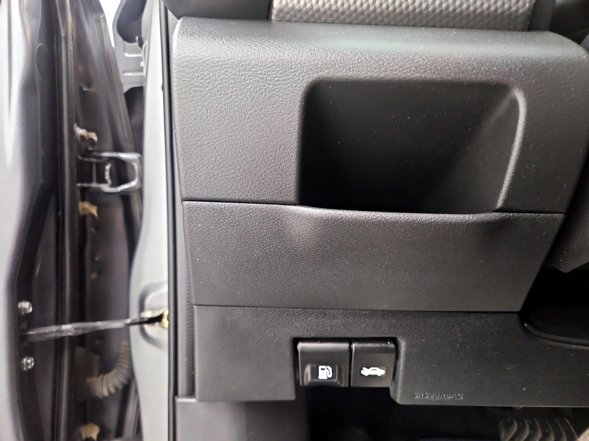 Thumbnail: 2020 Nissan Kicks - 13