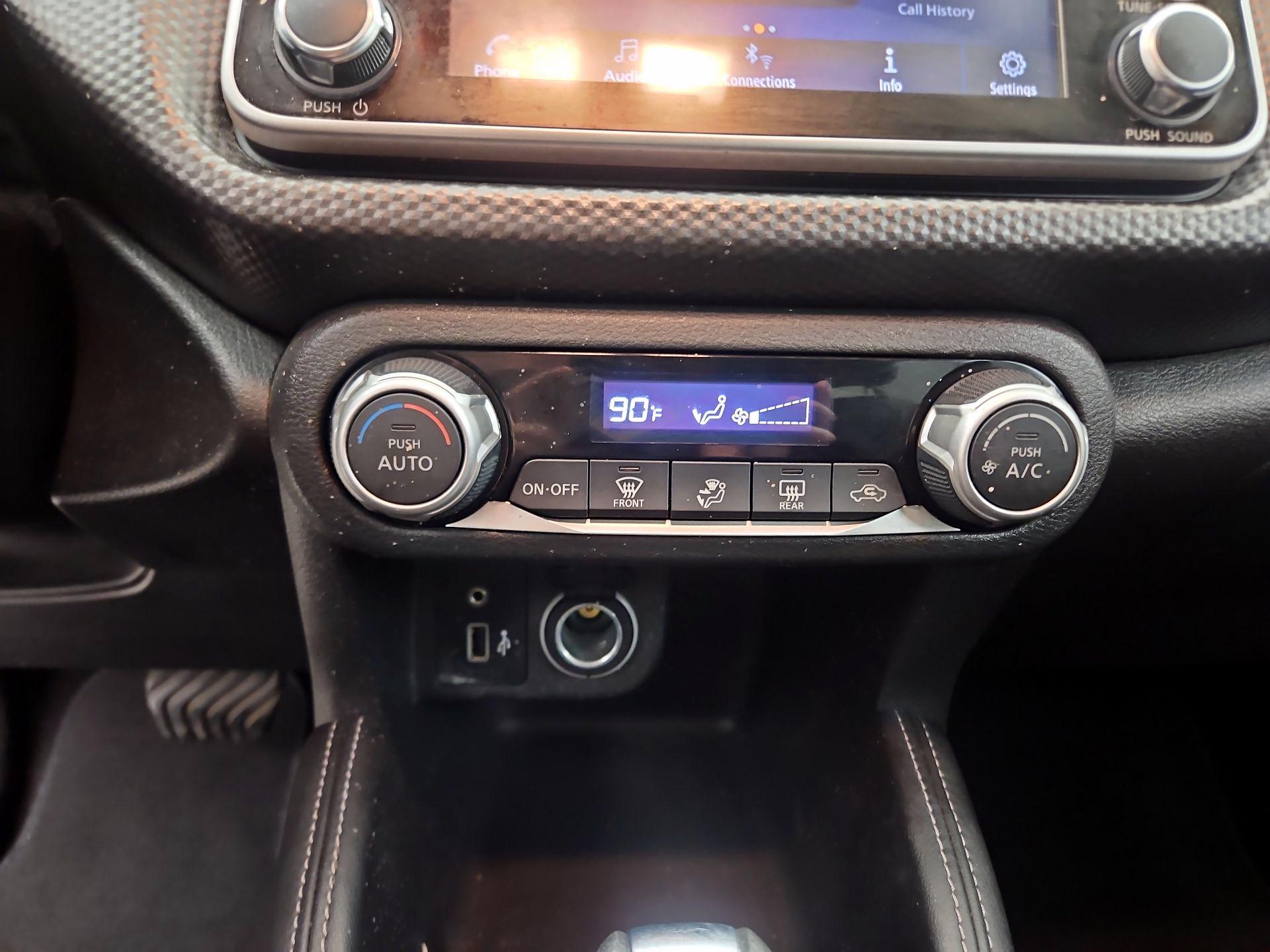 Thumbnail: 2020 Nissan Kicks - 16