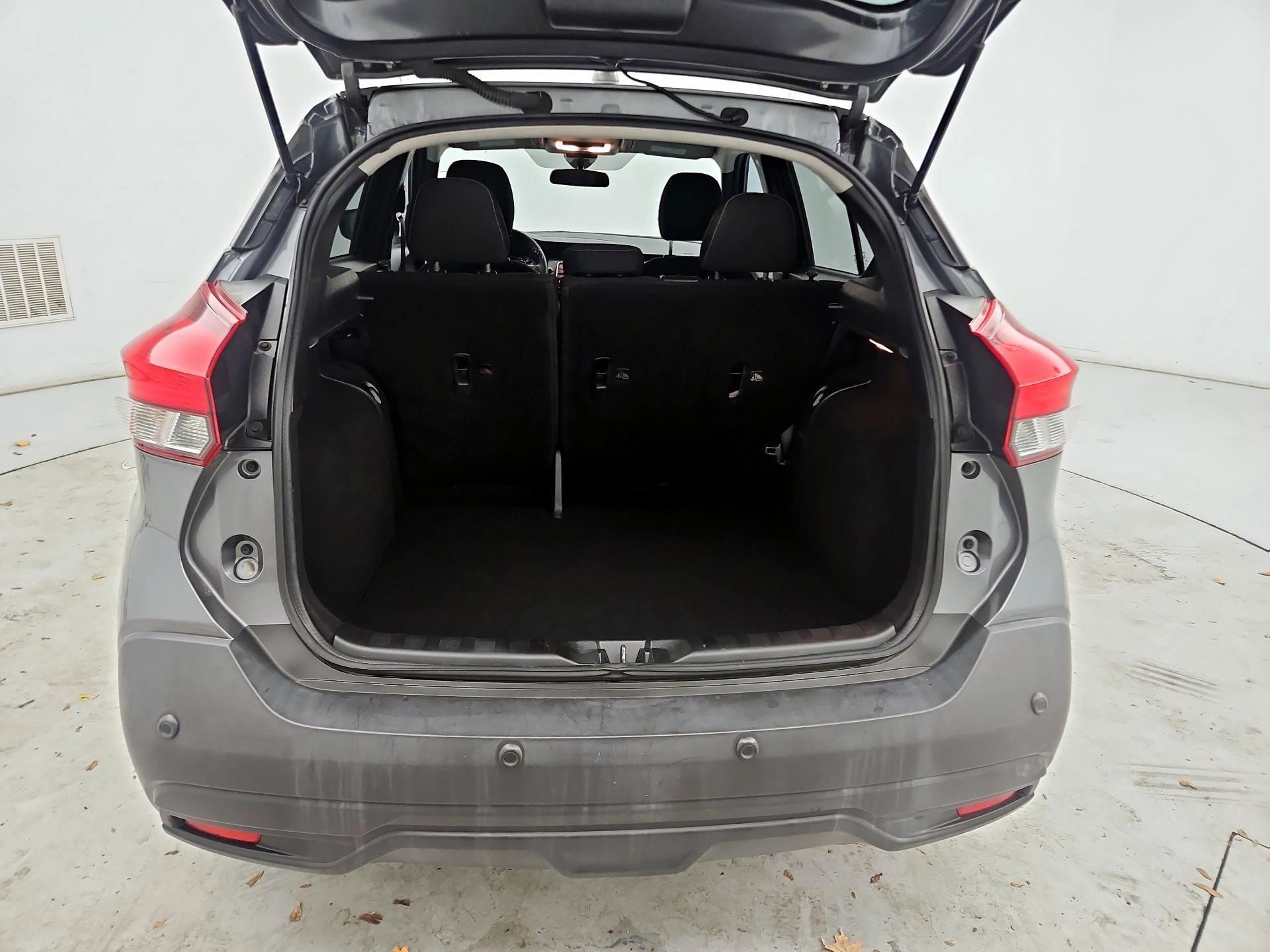 Thumbnail: 2020 Nissan Kicks - 20