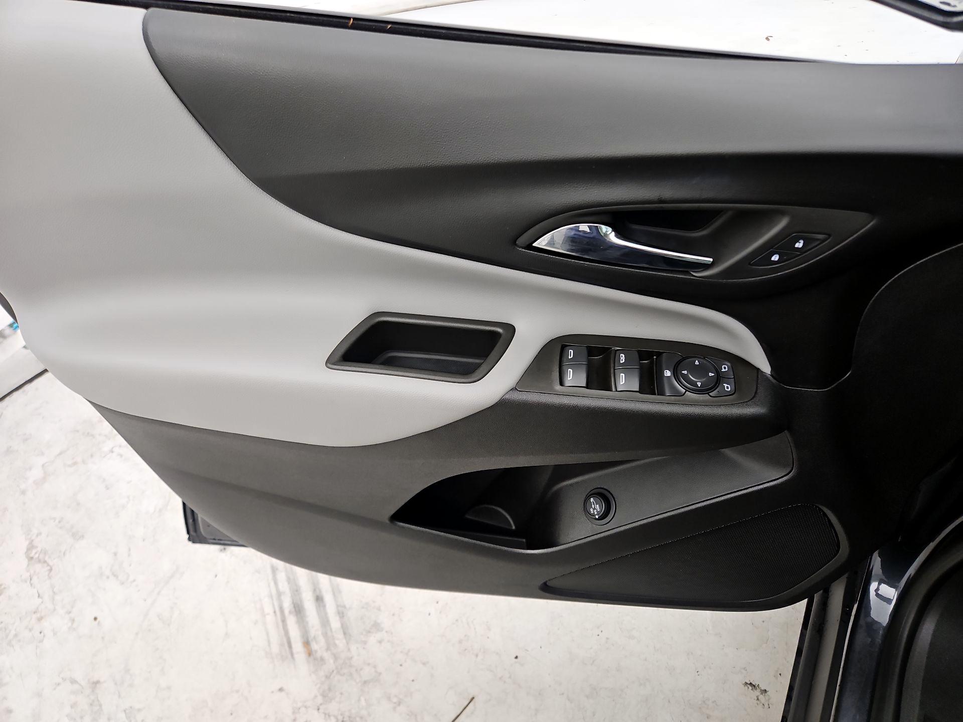 Thumbnail: 2023 Chevrolet Equinox - 12