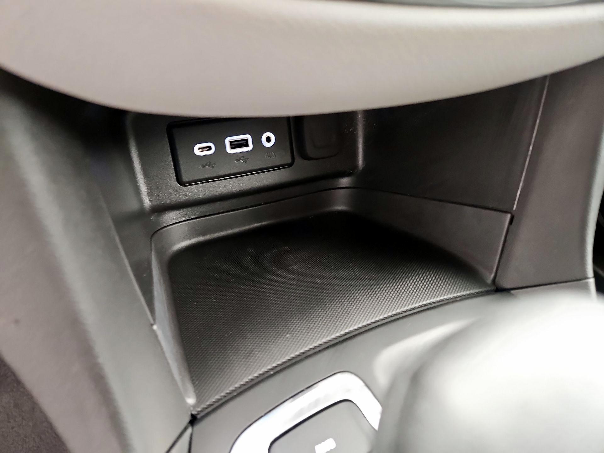 Thumbnail: 2023 Chevrolet Equinox - 18