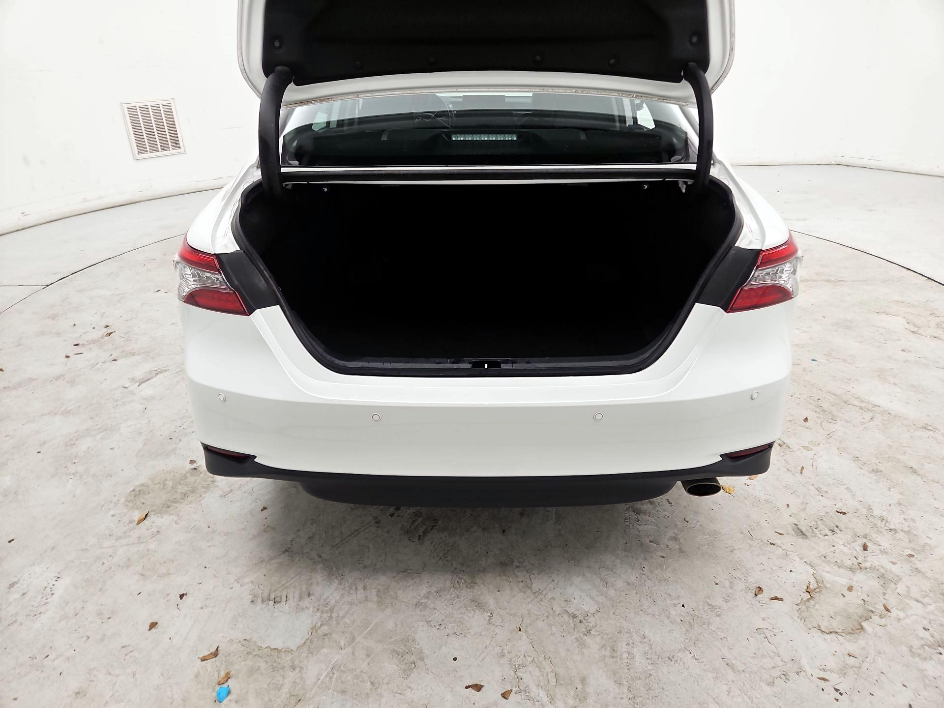 Thumbnail: 2023 Toyota Camry - 20