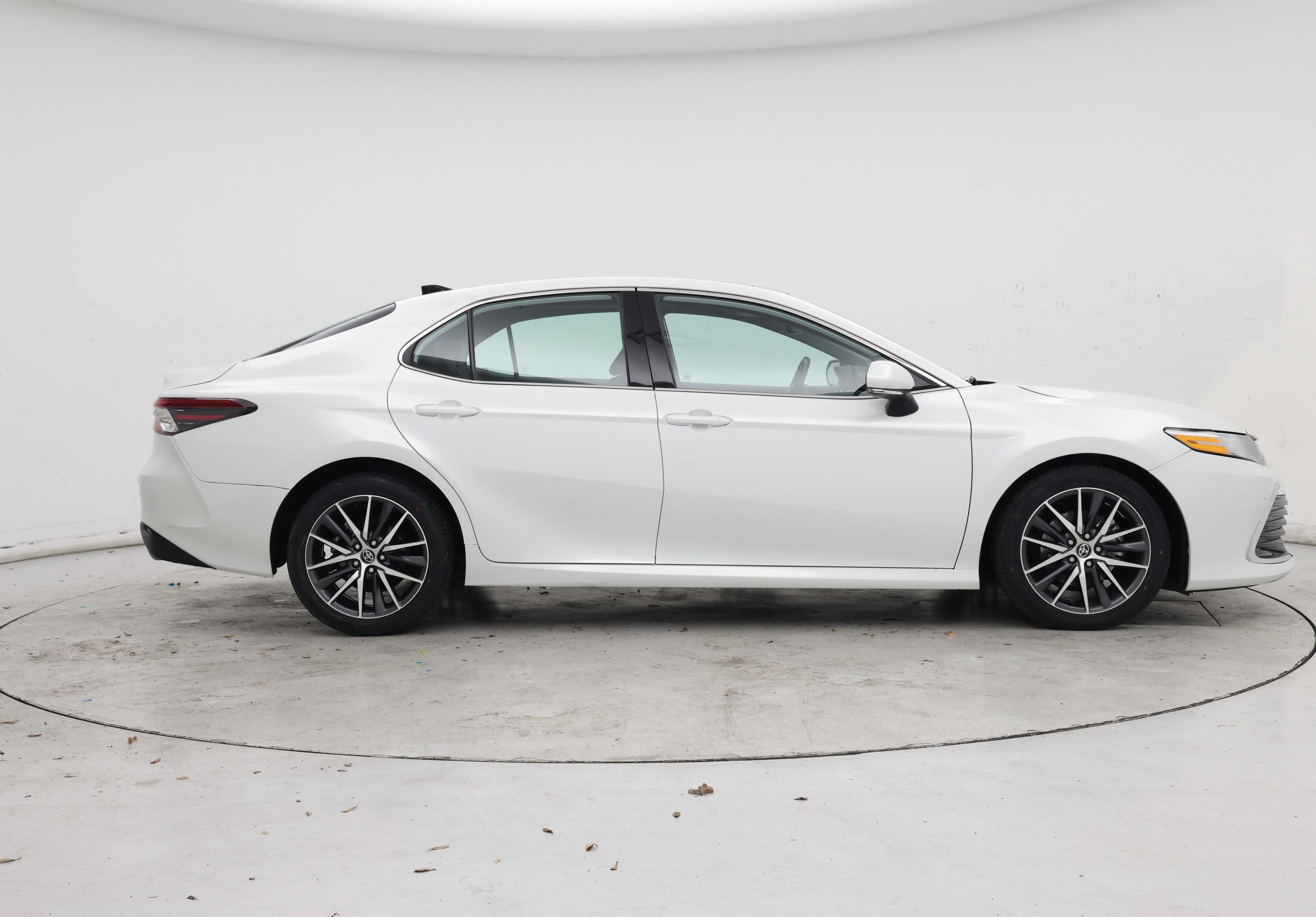 Thumbnail: 2023 Toyota Camry - 7