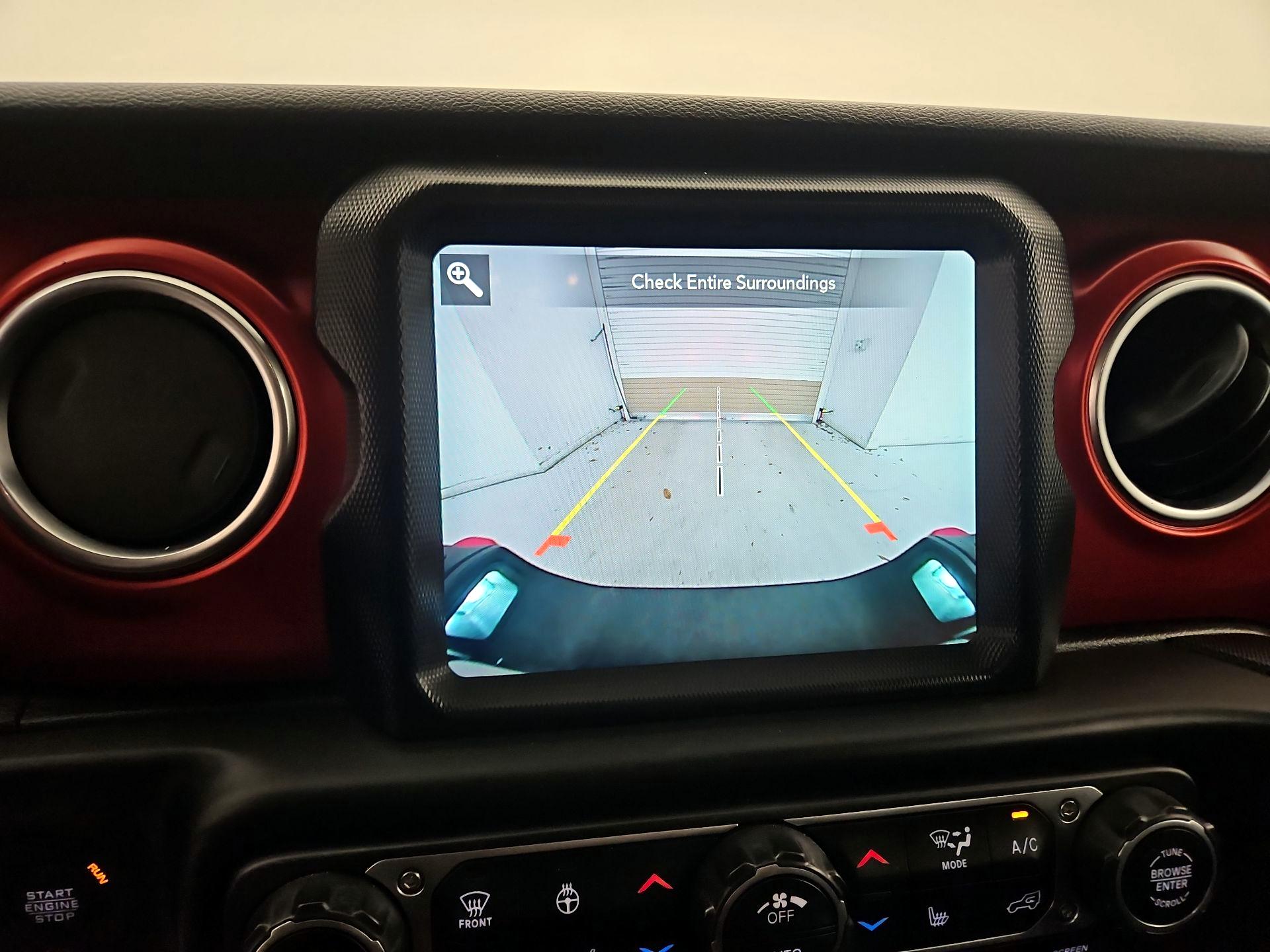 Thumbnail: 2023 Jeep Gladiator - 15