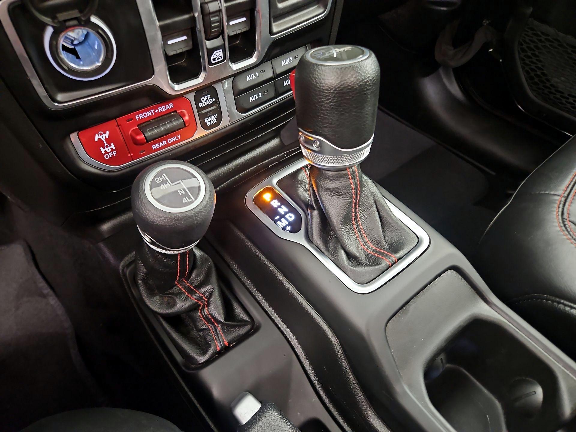 Thumbnail: 2023 Jeep Gladiator - 18