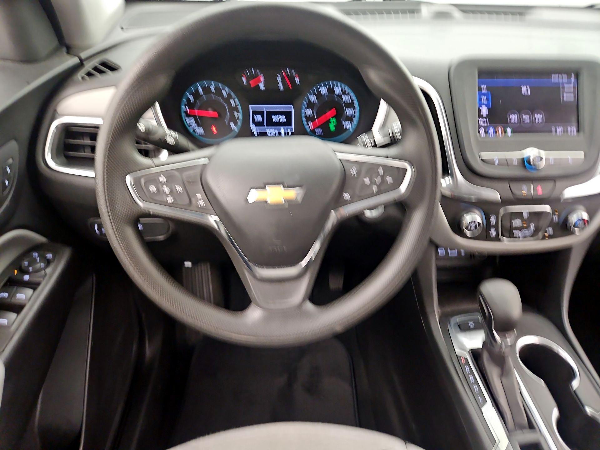 Thumbnail: 2023 Chevrolet Equinox - 10