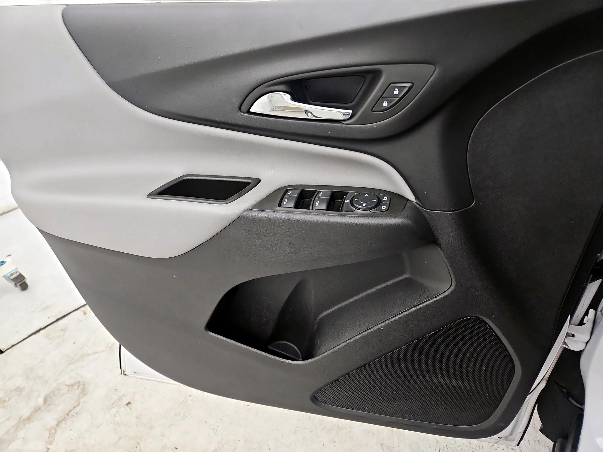 Thumbnail: 2023 Chevrolet Equinox - 12