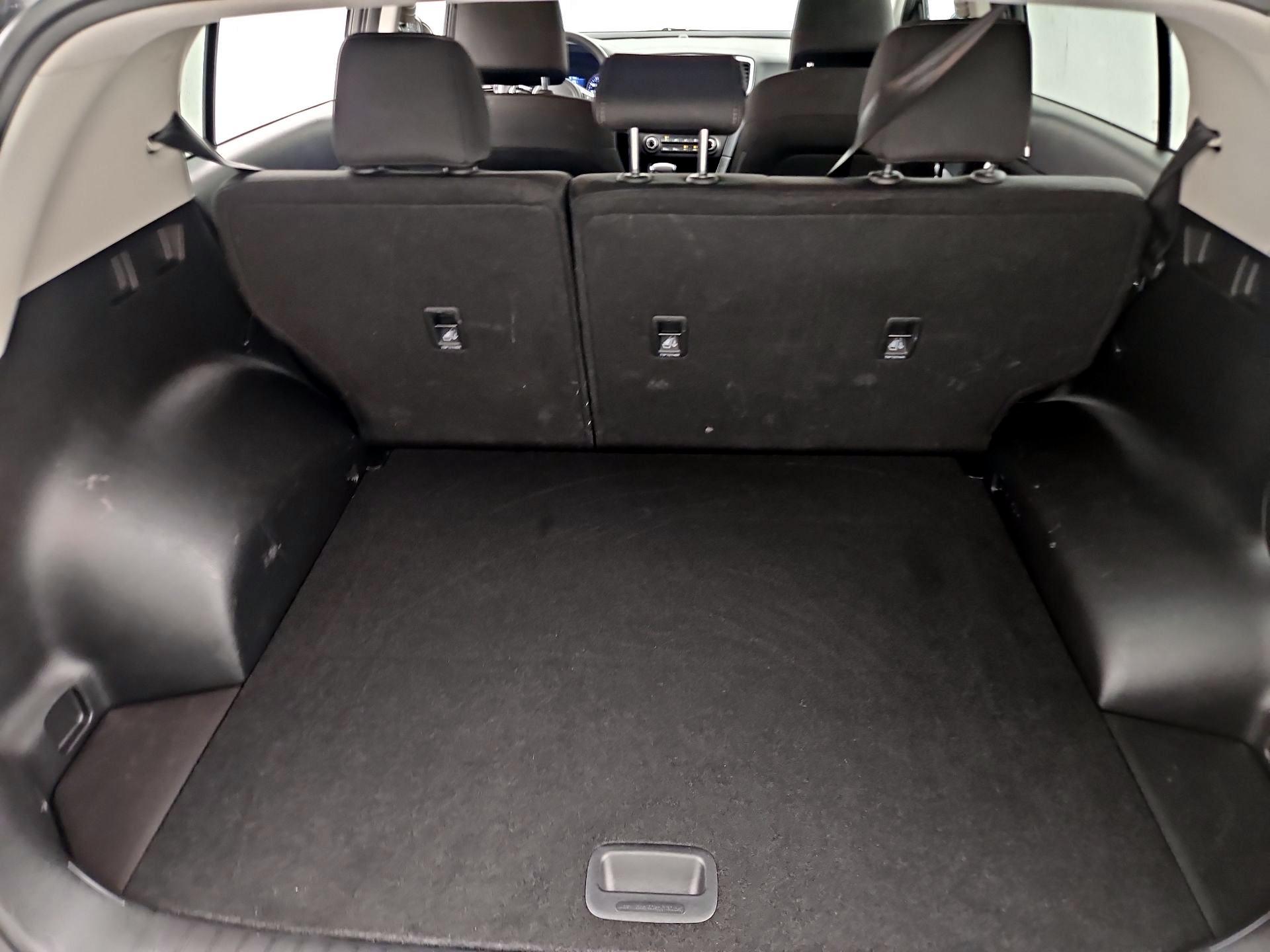 Thumbnail: 2022 Kia Sportage - 19