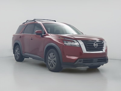 2022 Nissan Pathfinder SV