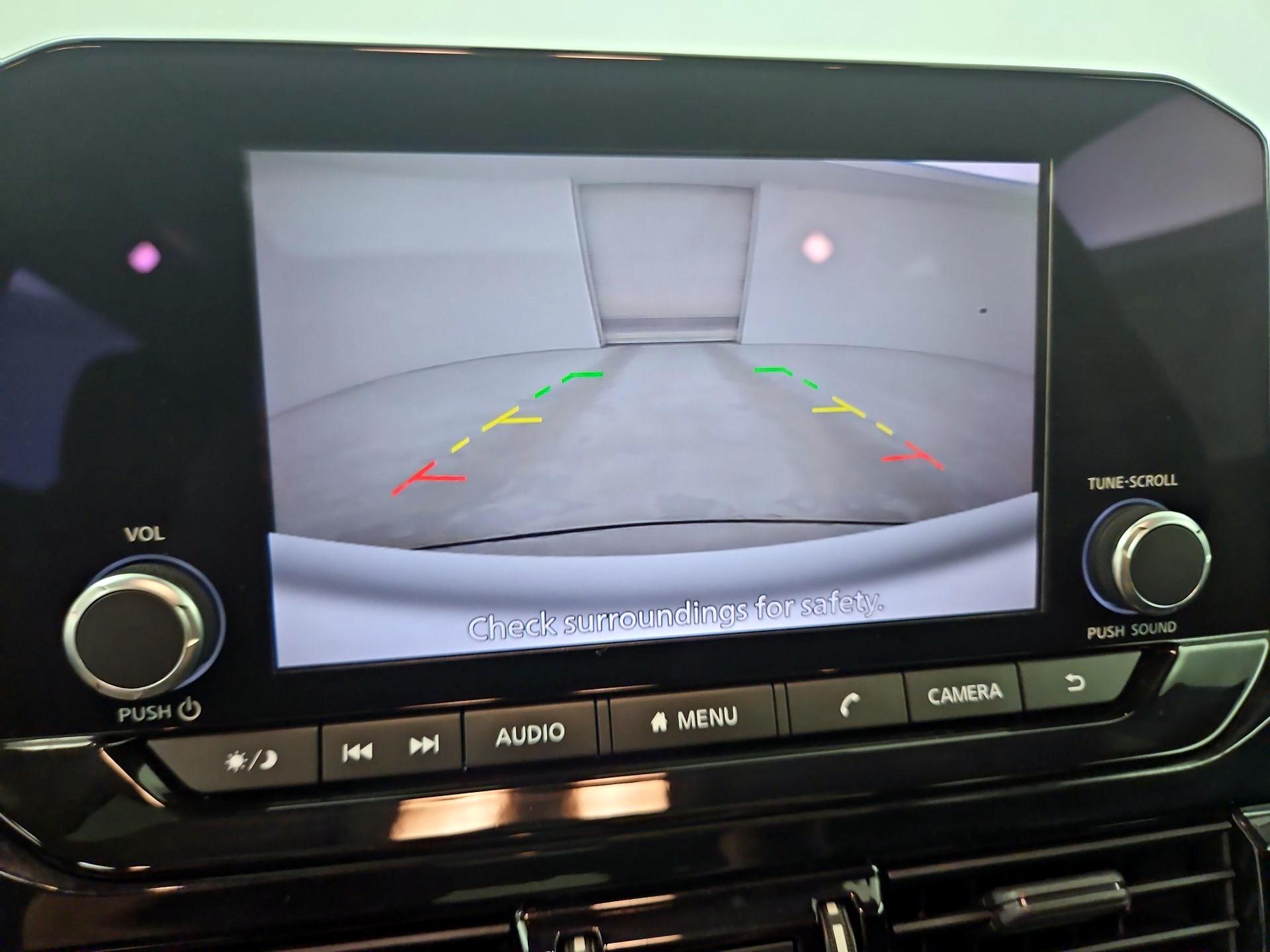 Thumbnail: 2022 Nissan Pathfinder - 14