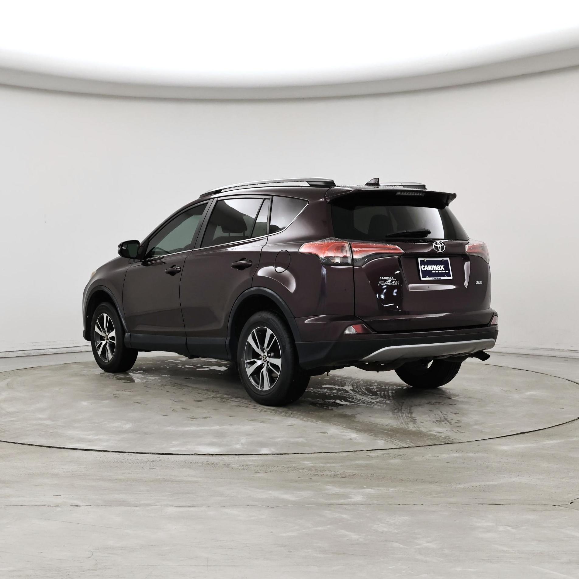 Thumbnail: 2017 Toyota RAV4 - 2