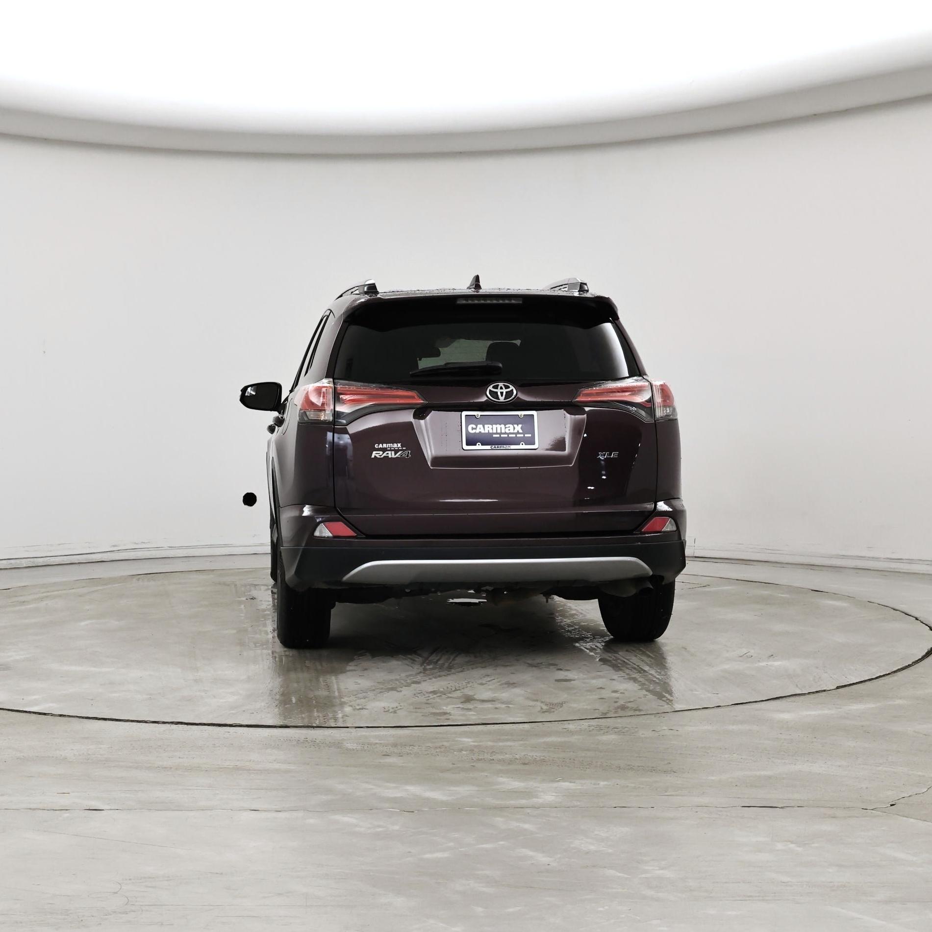 Thumbnail: 2017 Toyota RAV4 - 6