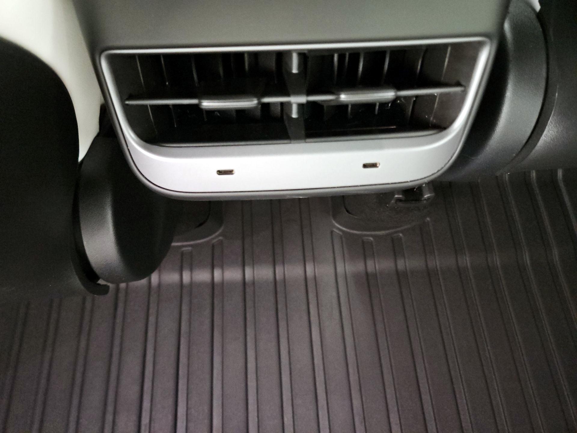 Thumbnail: 2022 Tesla Model Y - 18