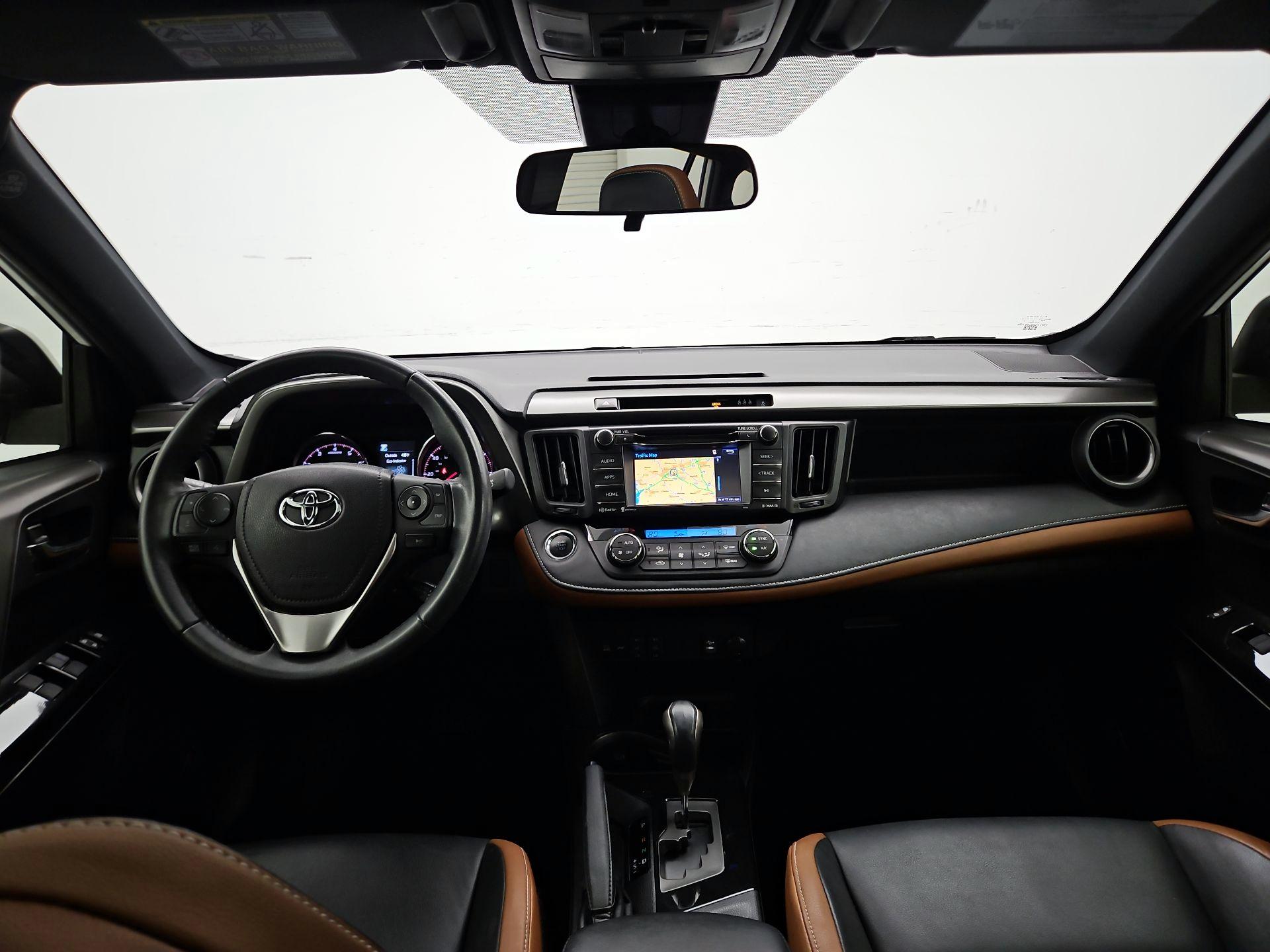 Thumbnail: 2017 Toyota RAV4 - 9